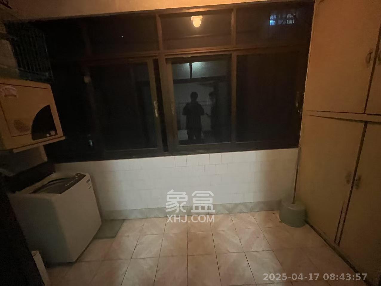 双银花园 3室2厅1卫 1400.0元/月 双银花园 3室2厅1卫 1400.0元/月室内图