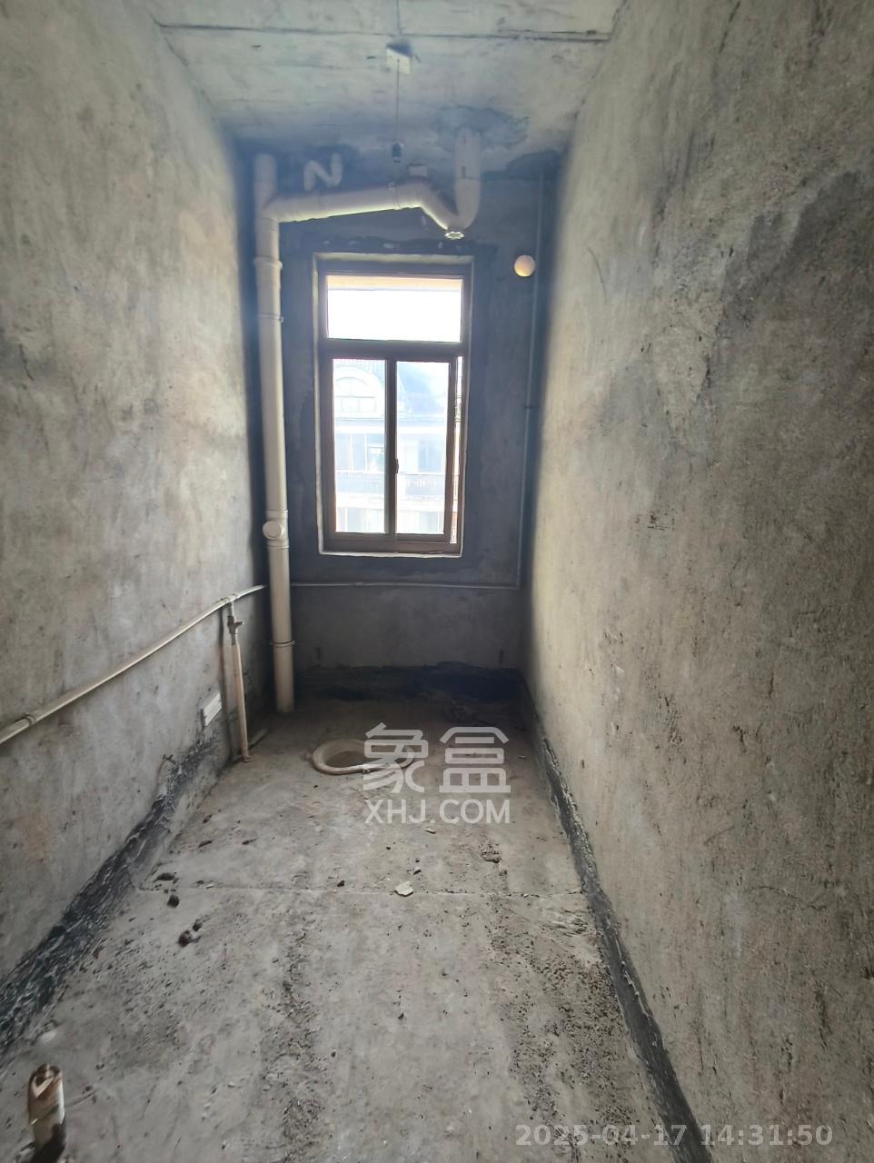 盘龙名府 3室2厅2卫 35.0万 盘龙名府 3室2厅2卫 35.0万室内图