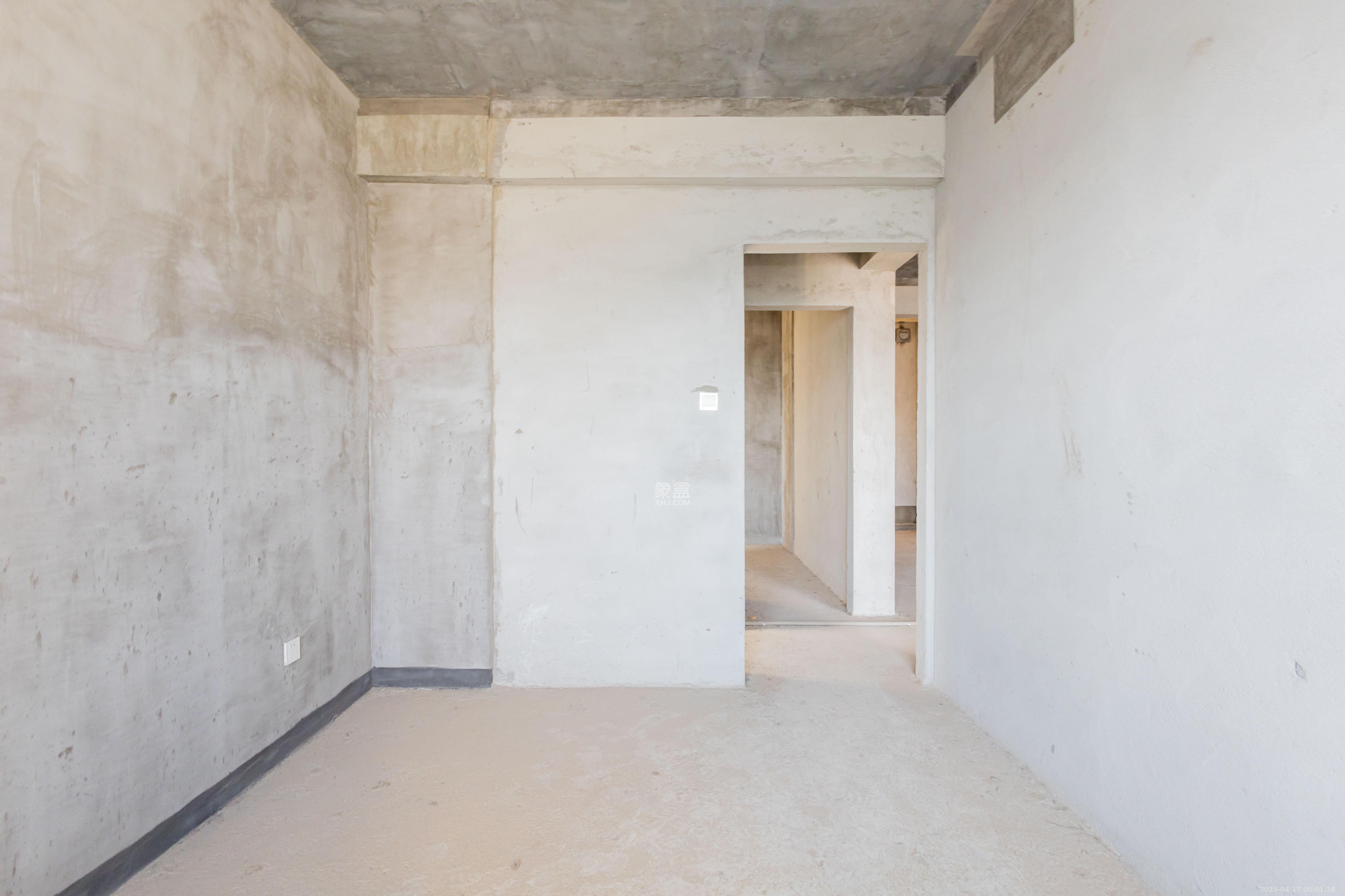 中交中央公园D4区 2室2厅1卫 75.0万 中交中央公园D4区 2室2厅1卫 75.0万卧室