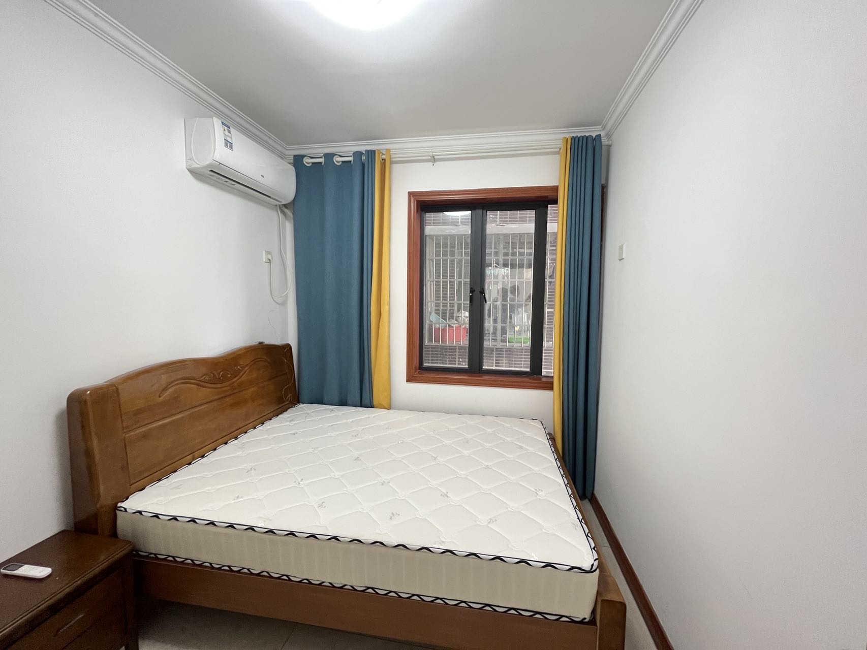 南门口安置小区一期 3室2厅1卫 2200.0元/月 南门口安置小区一期 3室2厅1卫 2200.0元/月室内图