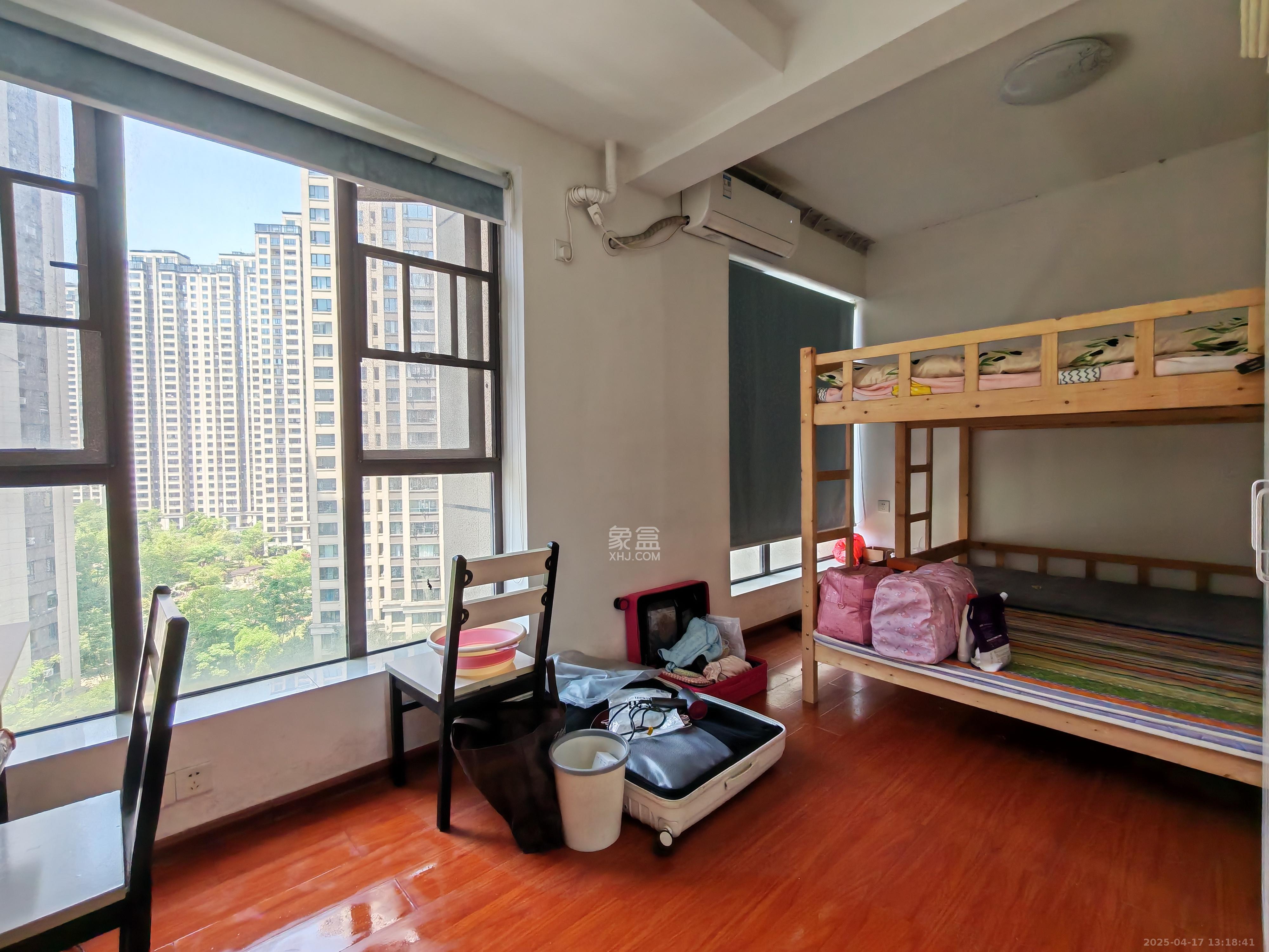 和泓梅溪四季 3室2厅2卫 2300.0元/月 和泓梅溪四季 3室2厅2卫 2300.0元/月室内图