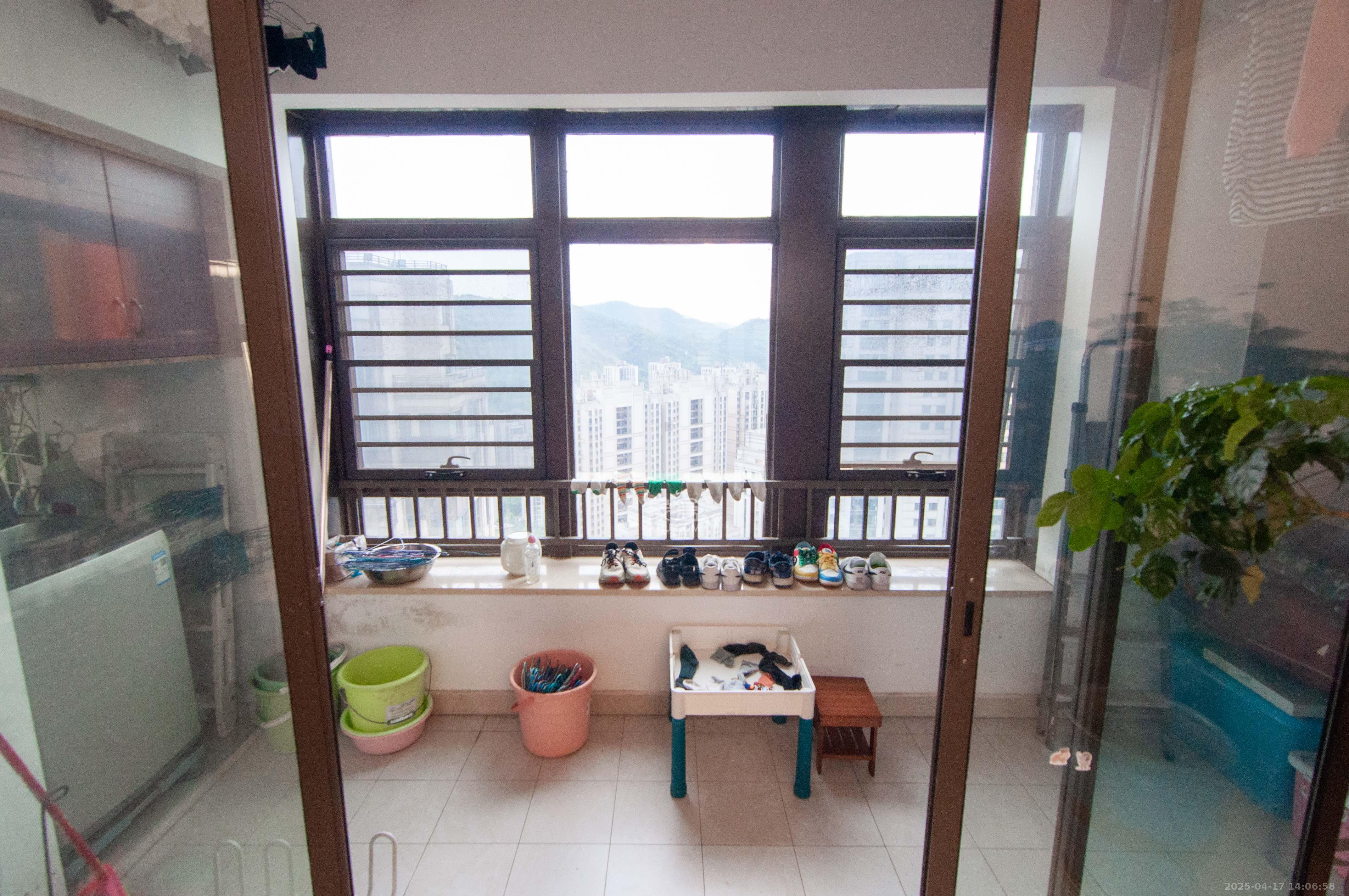 金茂梅溪湖 3室2厅2卫 170.0万 金茂梅溪湖 3室2厅2卫 170.0万其他