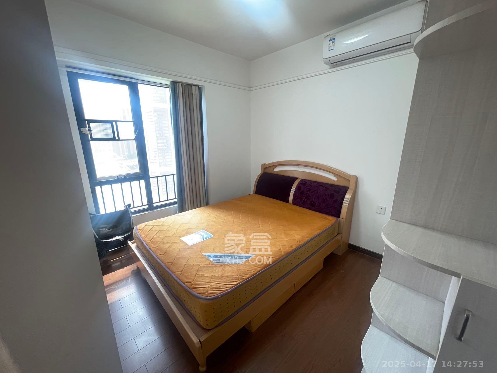 万科魅力之城非凡里 3室2厅1卫 2500.0元/月 万科魅力之城非凡里 3室2厅1卫 2500.0元/月室内图