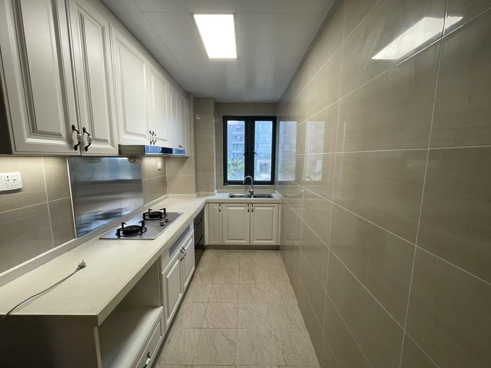 恒大美丽沙天颐湾 3室2厅2卫 270.0万 恒大美丽沙天颐湾 3室2厅2卫 270.0万室内图