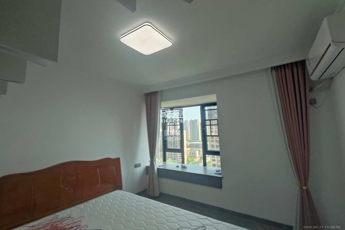 金南家园三期  2室2厅1卫    2300.0元/月 金南家园三期  2室2厅1卫    2300.0元/月室内图