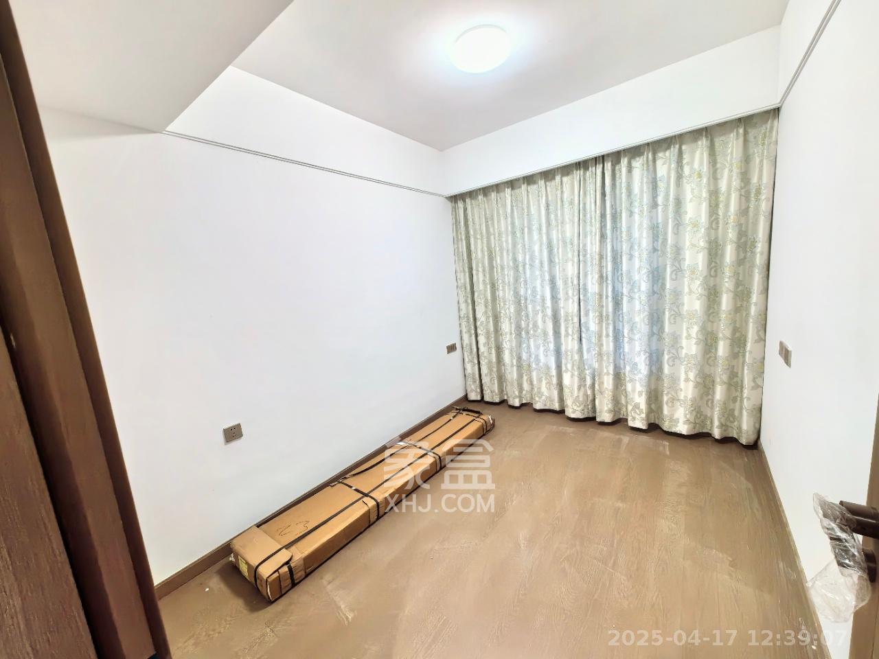 阳光城翡丽云邸  4室2厅2卫   2800.00元/月室内图