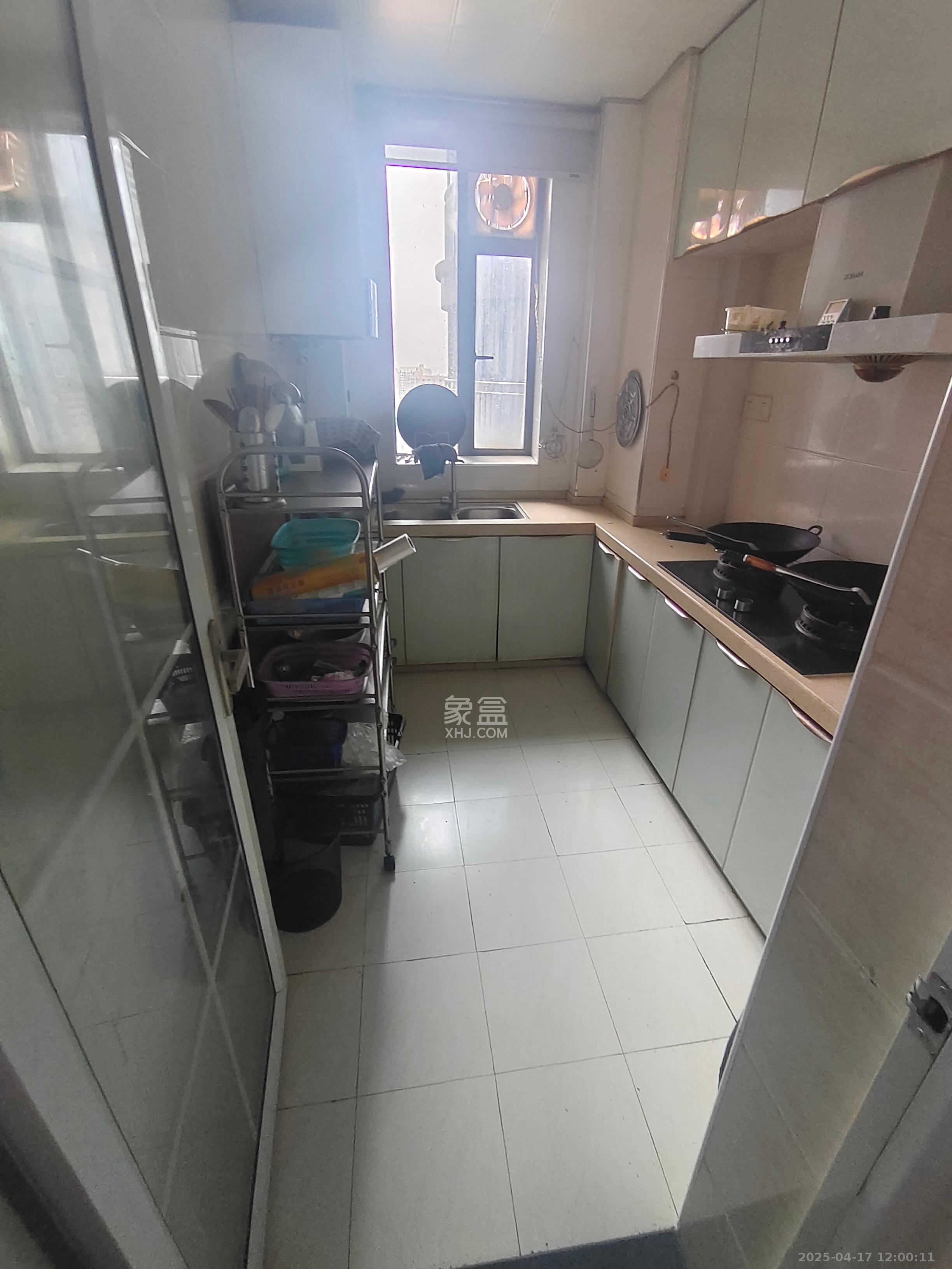 BOBO天下城(CTA财富中心) 3室2厅2卫 3200.0元/月 BOBO天下城(CTA财富中心) 3室2厅2卫 3200.0元/月室内图