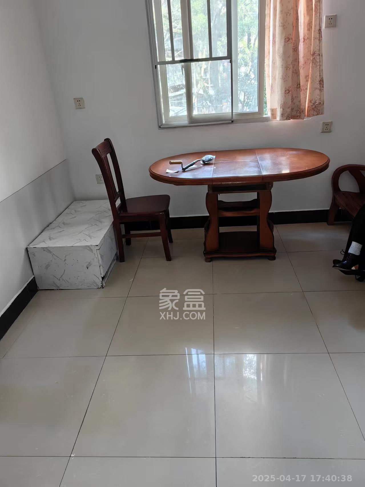 省机械工业学院(湖南工业职业学院雨花校区) 2室1厅1卫 1700.0元/月 省机械工业学院(湖南工业职业学院雨花校区) 2室1厅1卫 1700.0元/月室内图