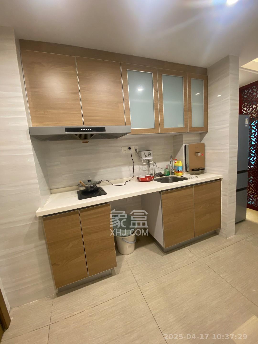 恒大翡翠华庭  1室1厅1卫    1950.0元/月 恒大翡翠华庭  1室1厅1卫    1950.0元/月室内图