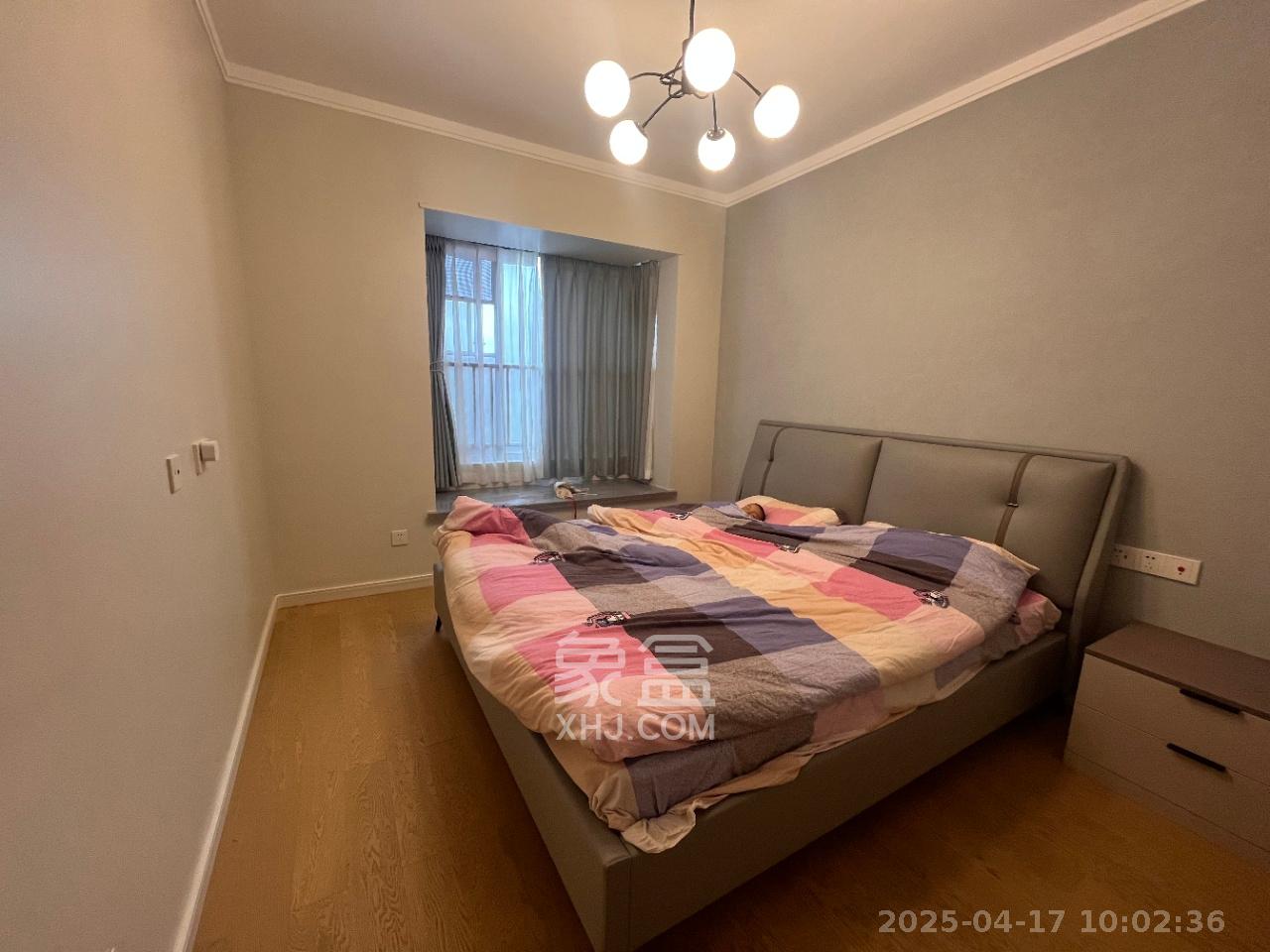 明发阅江悦府  5室2厅2卫   2700.00元/月室内图