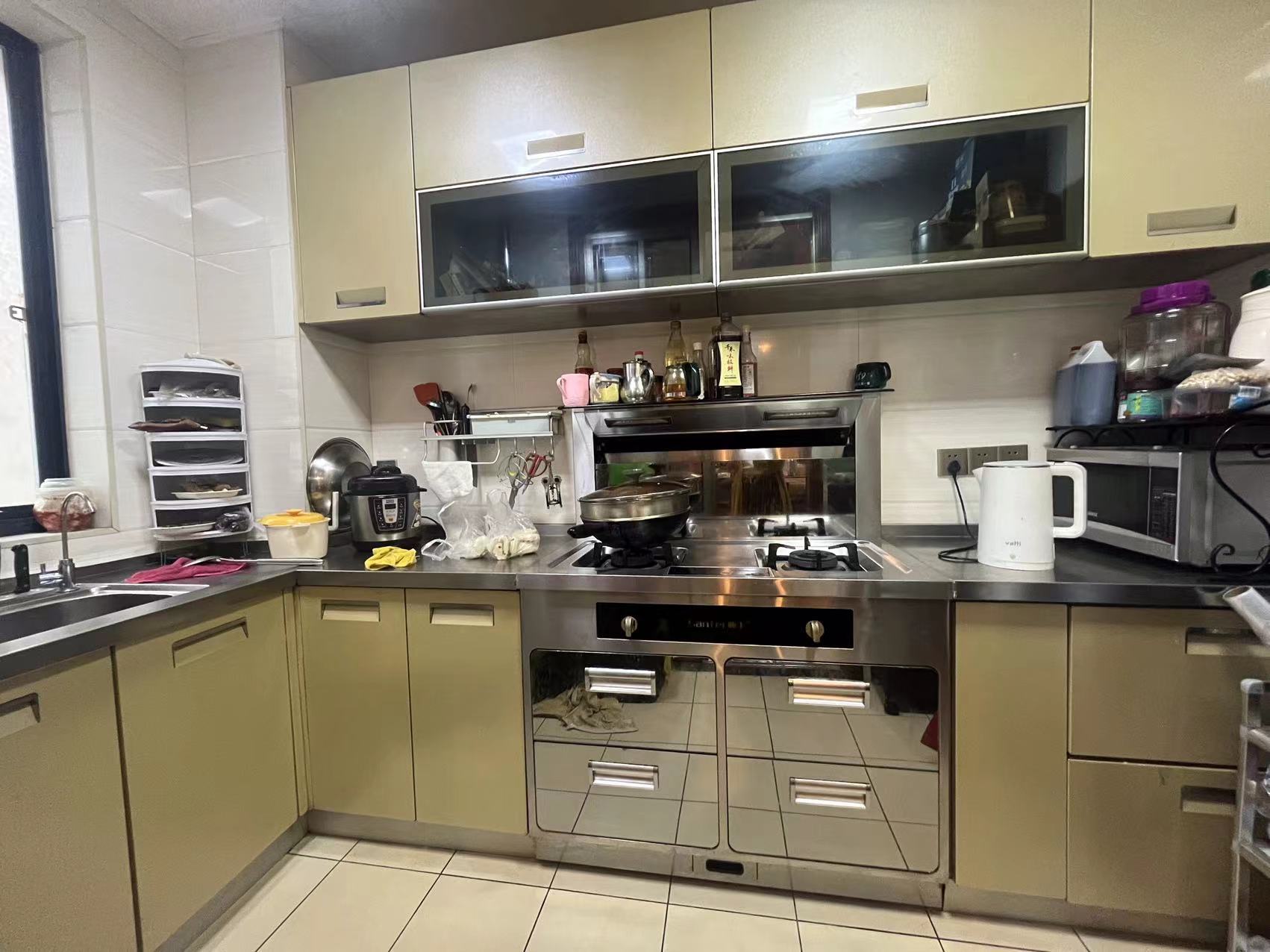 世纪嘉苑 4室2厅1卫 2200.0元/月 世纪嘉苑 4室2厅1卫 2200.0元/月室内图