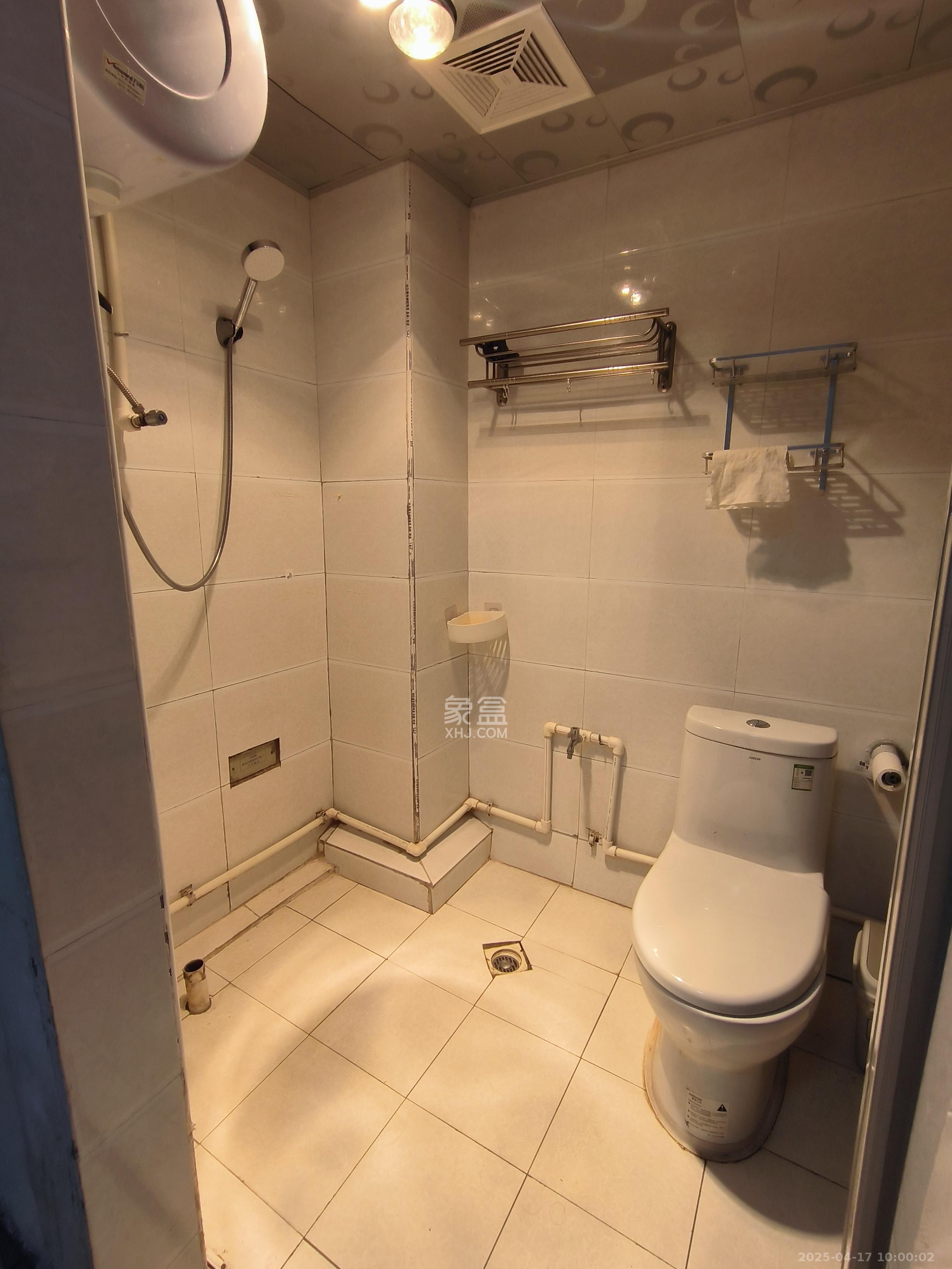 万博汇 1室1厅1卫 1500.0元/月 万博汇 1室1厅1卫 1500.0元/月室内图