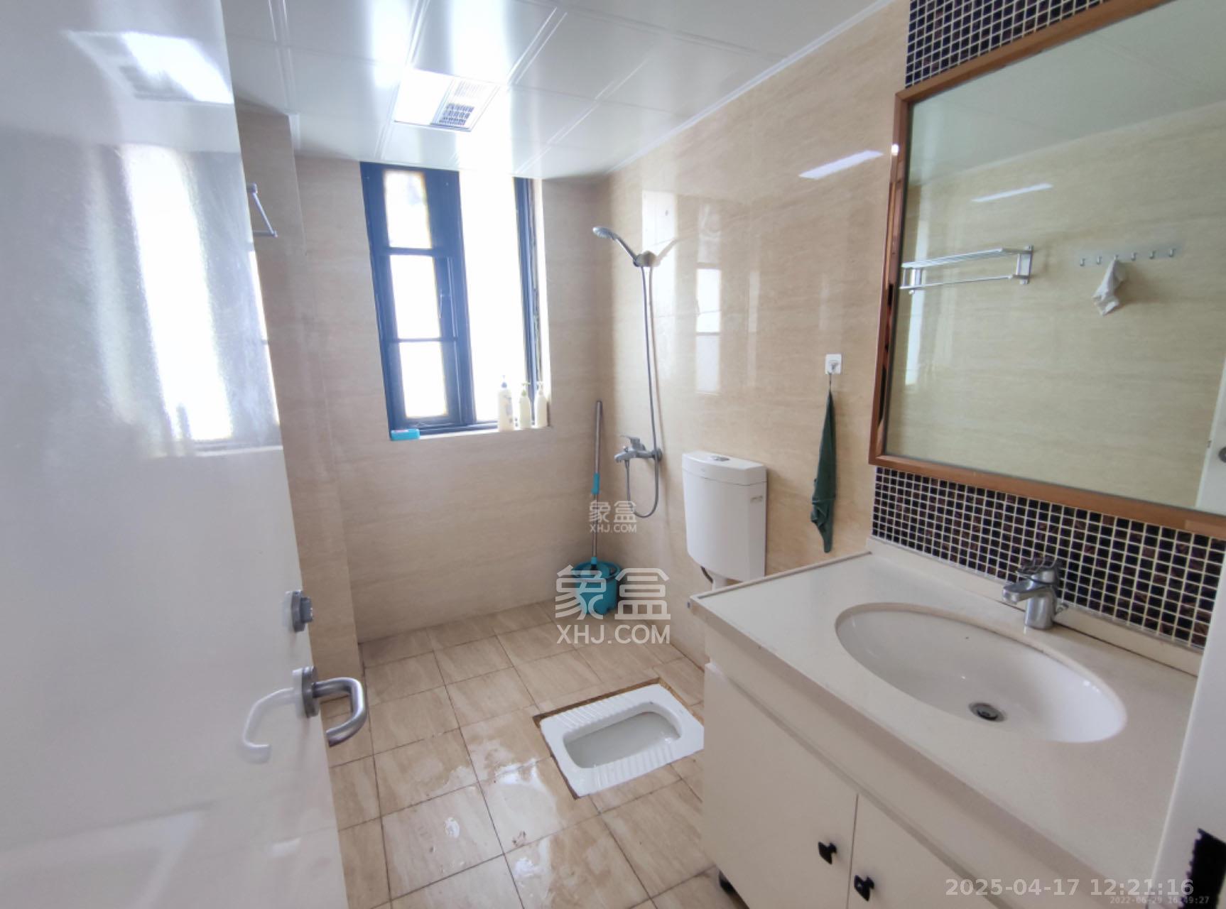 五江天街南区  3室2厅2卫    2500.0元/月室内图