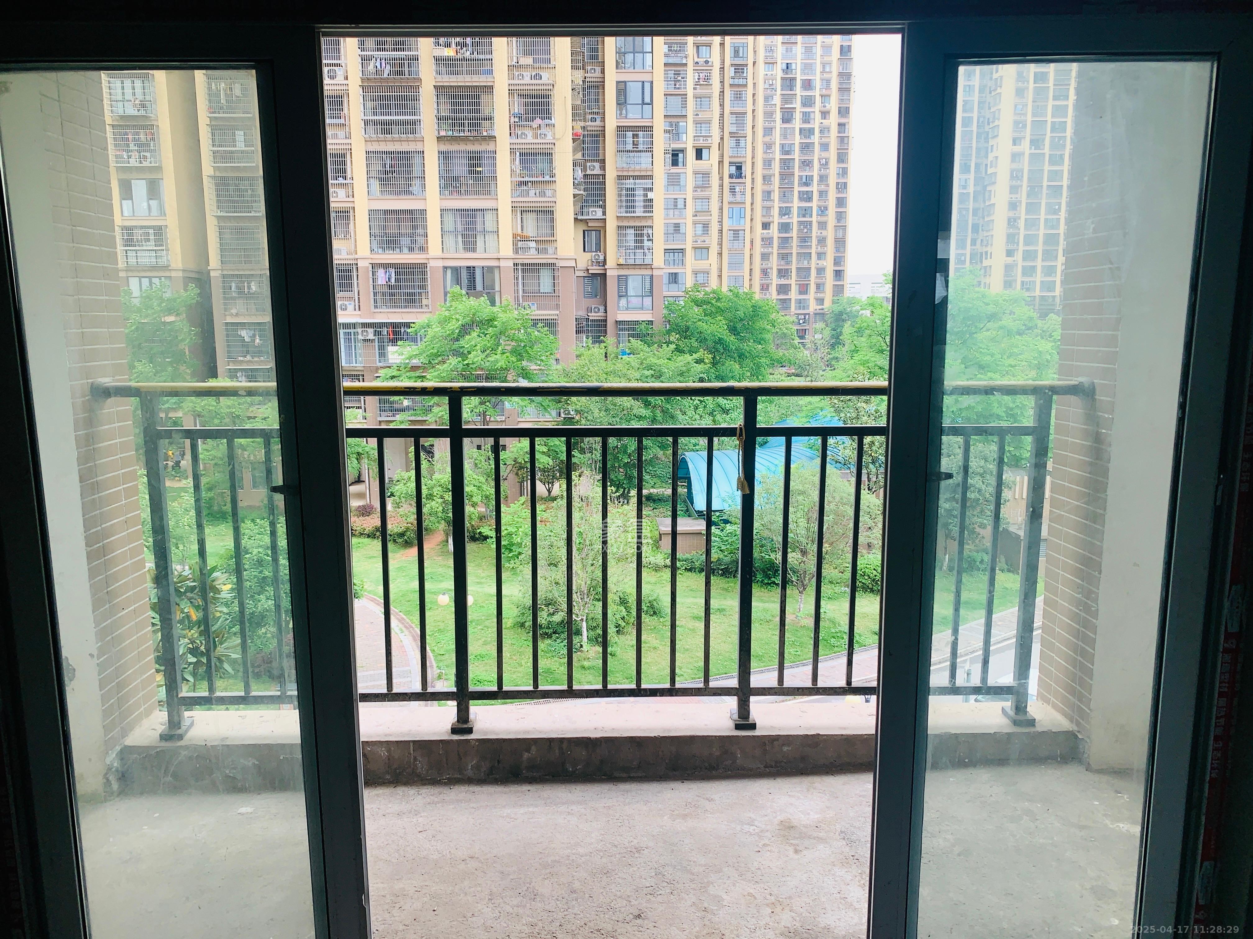 星城新宇川河苑  1室0厅0卫    1500.0元/月 星城新宇川河苑  1室0厅0卫    1500.0元/月室内图