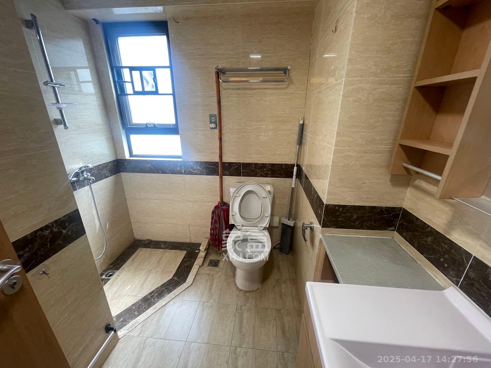 万科魅力之城非凡里 3室2厅1卫 2500.0元/月 万科魅力之城非凡里 3室2厅1卫 2500.0元/月室内图