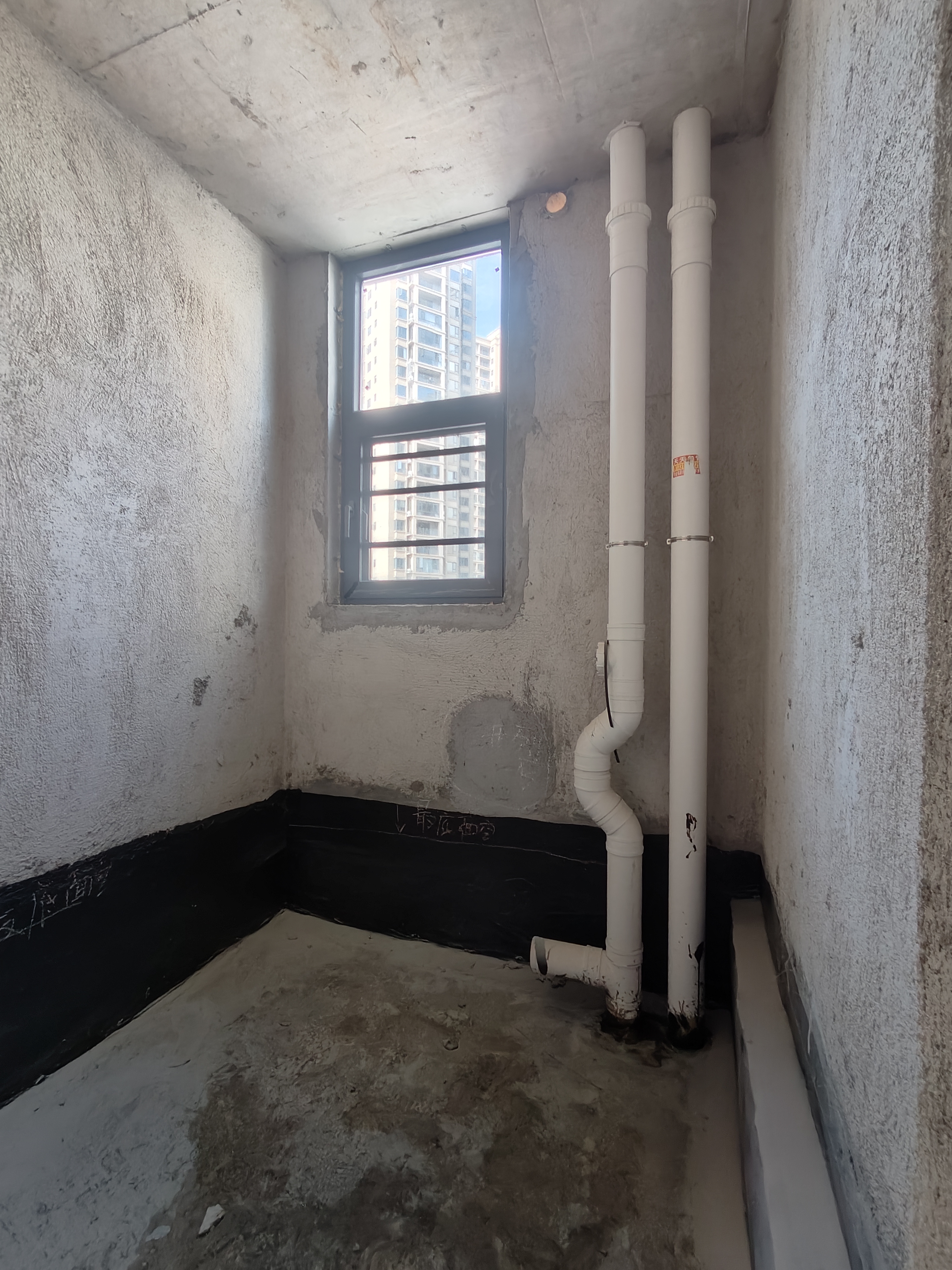 百弘学府城三期 5室2厅2卫 95.0万 百弘学府城三期 5室2厅2卫 95.0万客厅