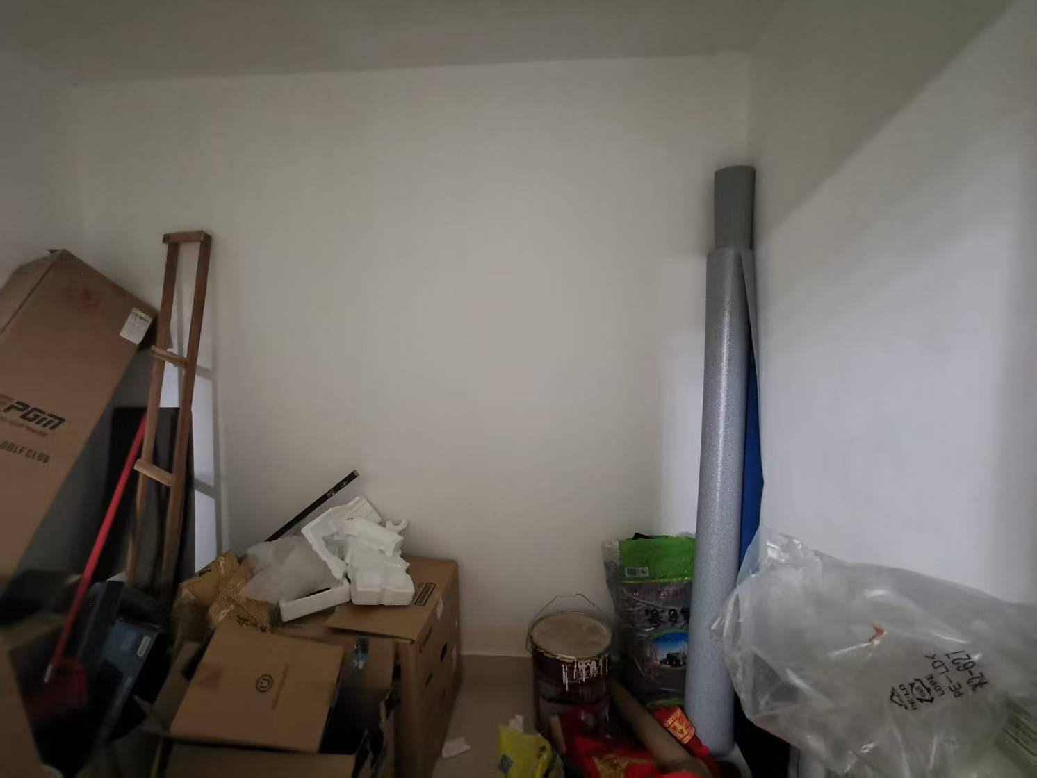 兴力国际大厦 4室2厅2卫 135.0万 兴力国际大厦 4室2厅2卫 135.0万室内图