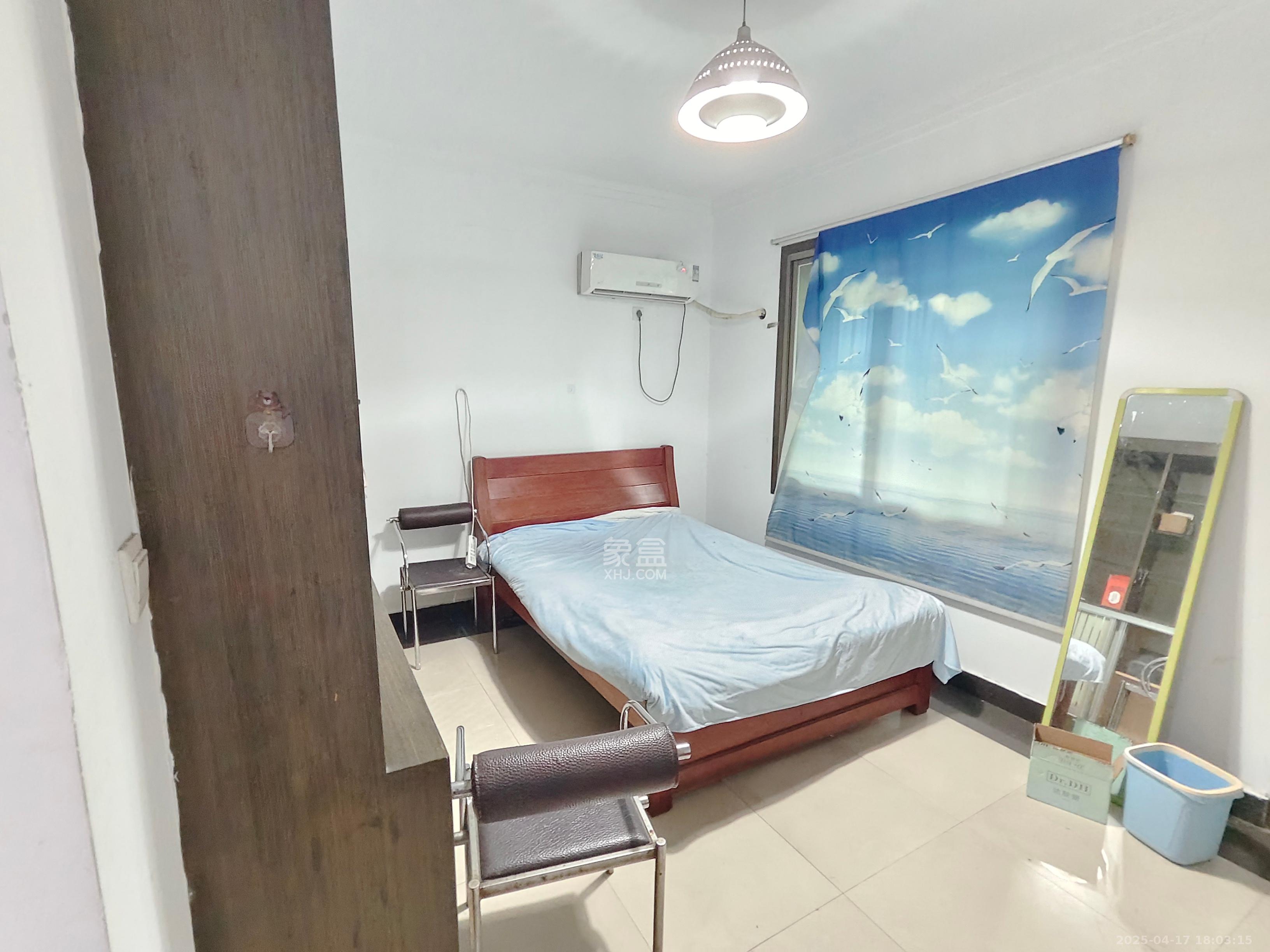 望麓锦园 3室2厅1卫 2500.0元/月 望麓锦园 3室2厅1卫 2500.0元/月室内图