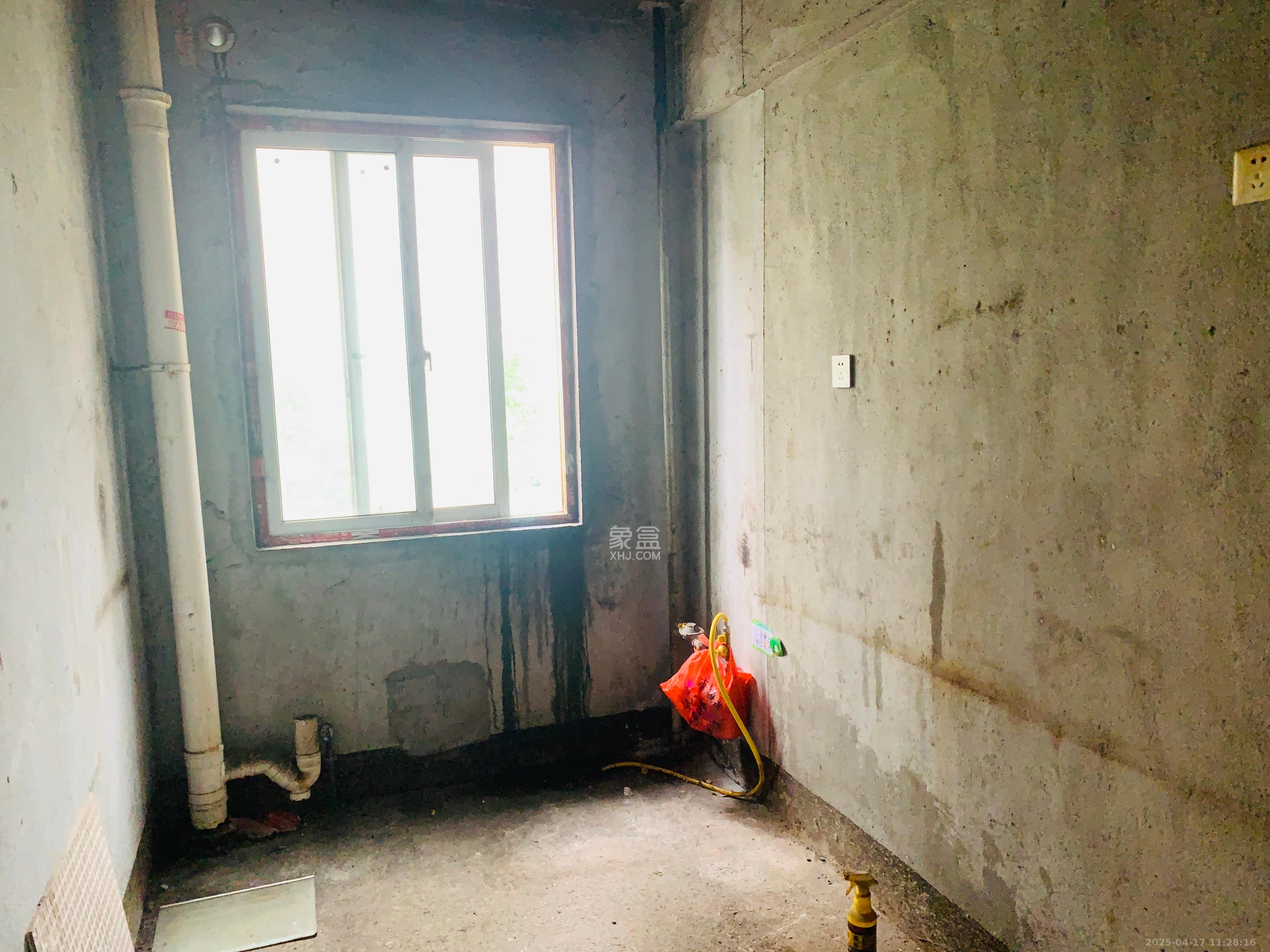 星城新宇川河苑  1室0厅0卫    1500.0元/月 星城新宇川河苑  1室0厅0卫    1500.0元/月室内图