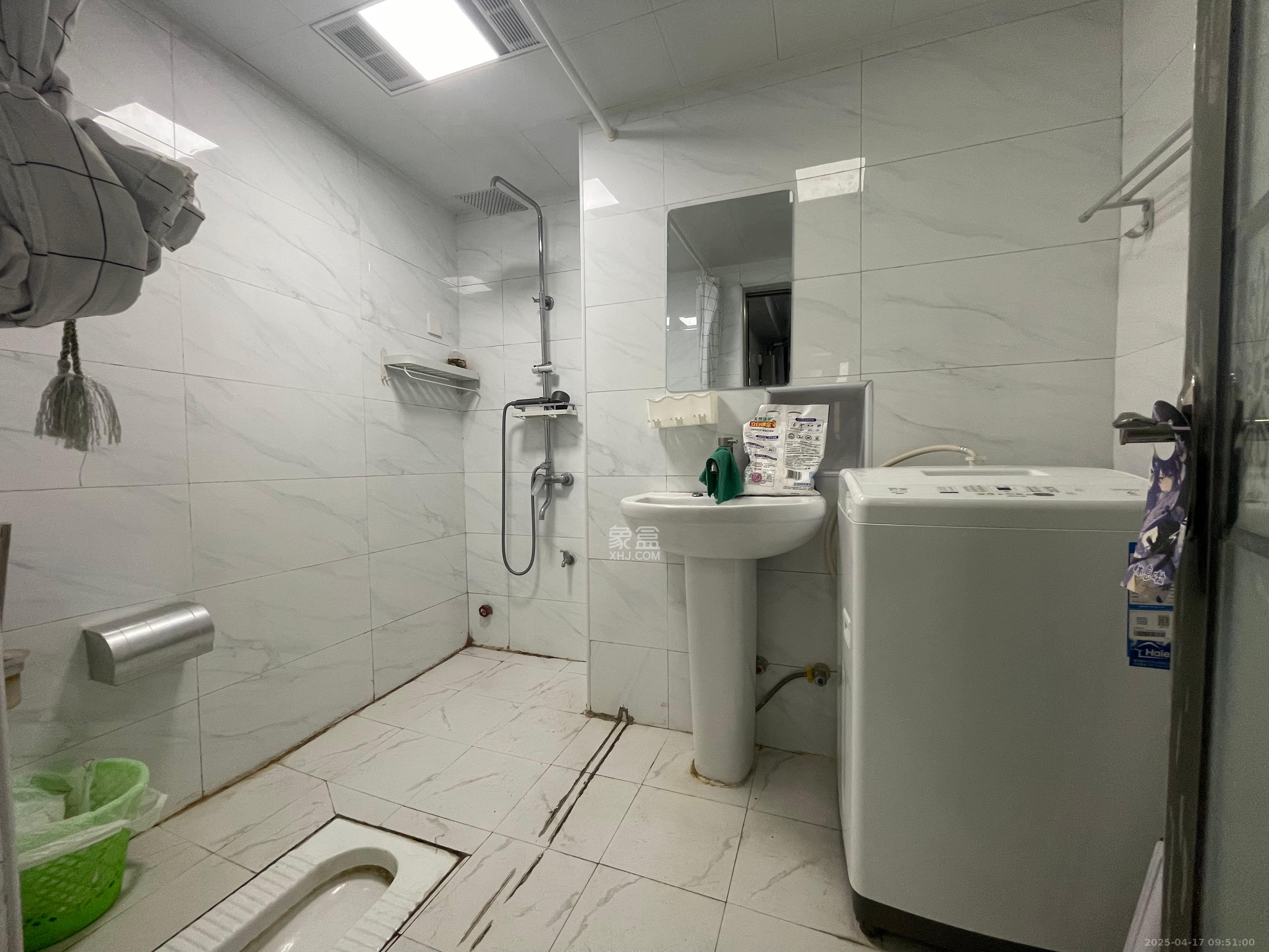 中信凯旋蓝岸(中信新城三期) 1室1厅1卫 1500.0元/月 中信凯旋蓝岸(中信新城三期) 1室1厅1卫 1500.0元/月室内图