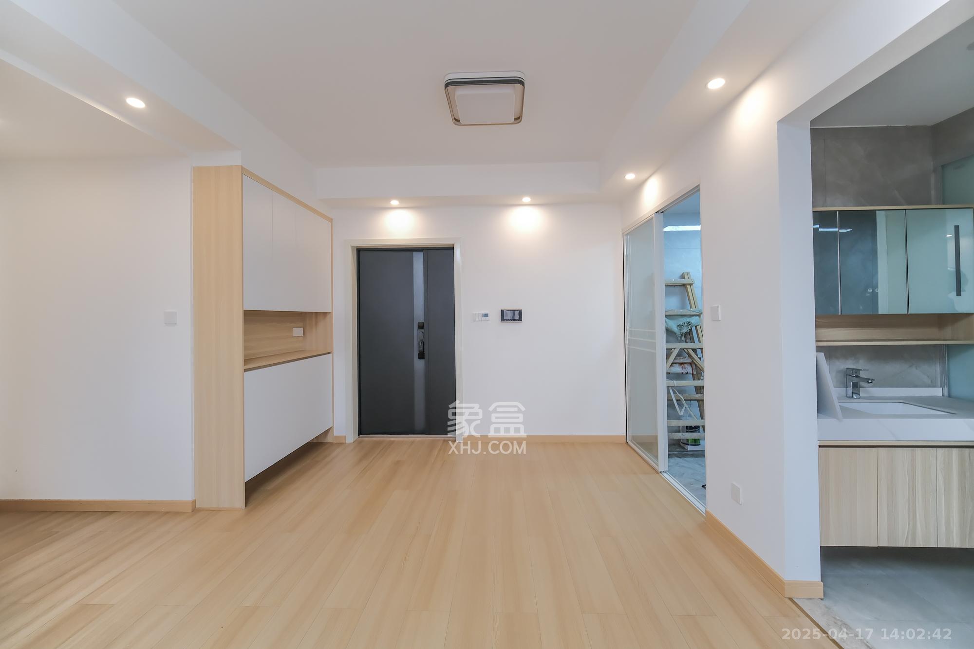 星雅美辰 1室0厅0卫 100.0万 星雅美辰 1室0厅0卫 100.0万客厅