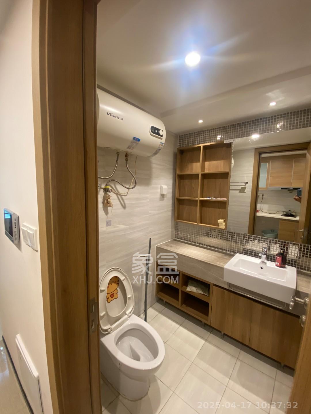 恒大翡翠华庭  1室1厅1卫    1950.0元/月 恒大翡翠华庭  1室1厅1卫    1950.0元/月室内图