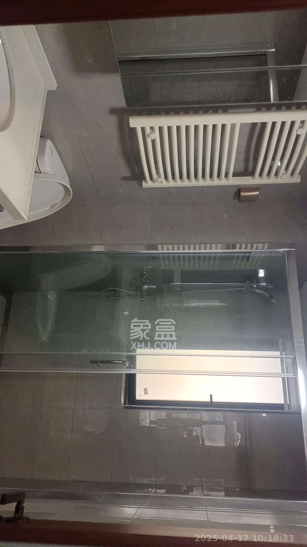 绿地长沙城际空间站（柏仕佳苑）  4室2厅2卫   4500.00元/月室内图