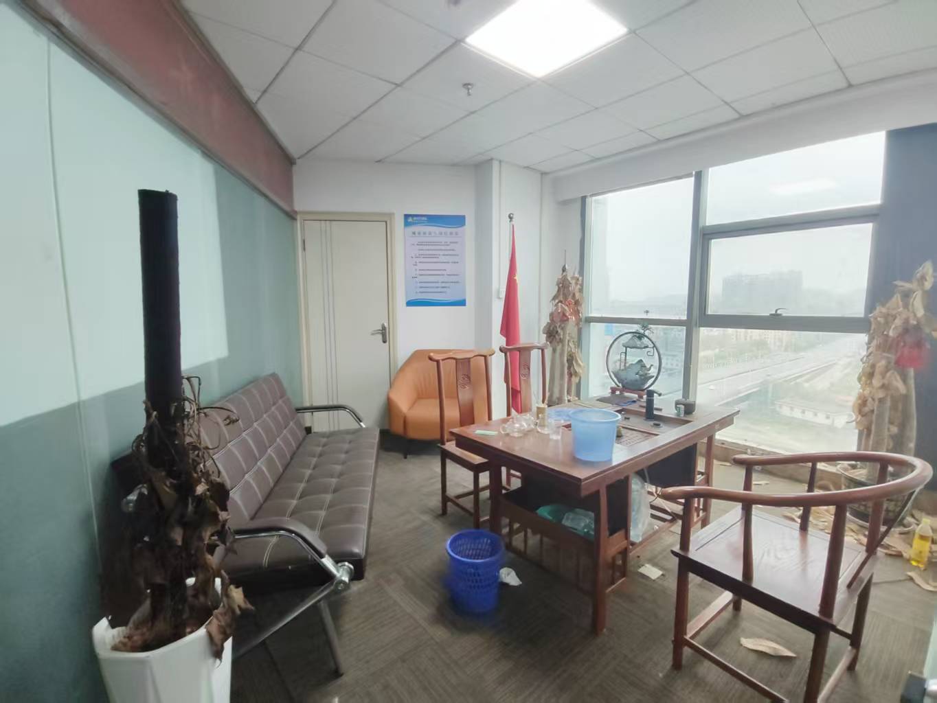 海通金融中心  1室1厅0卫    2000.0元/月 海通金融中心  1室1厅0卫    2000.0元/月室内图