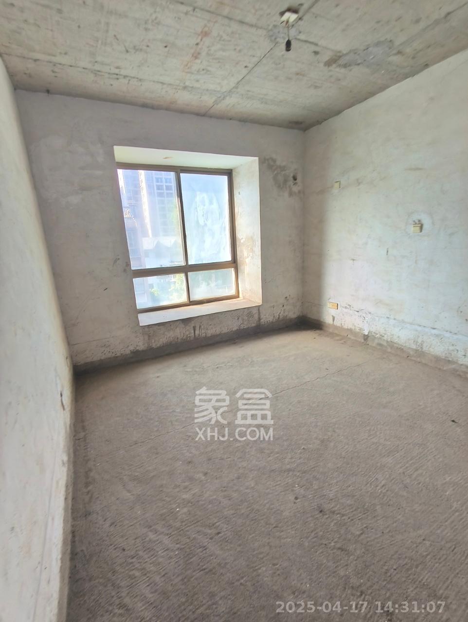 盘龙名府 3室2厅2卫 35.0万 盘龙名府 3室2厅2卫 35.0万室内图