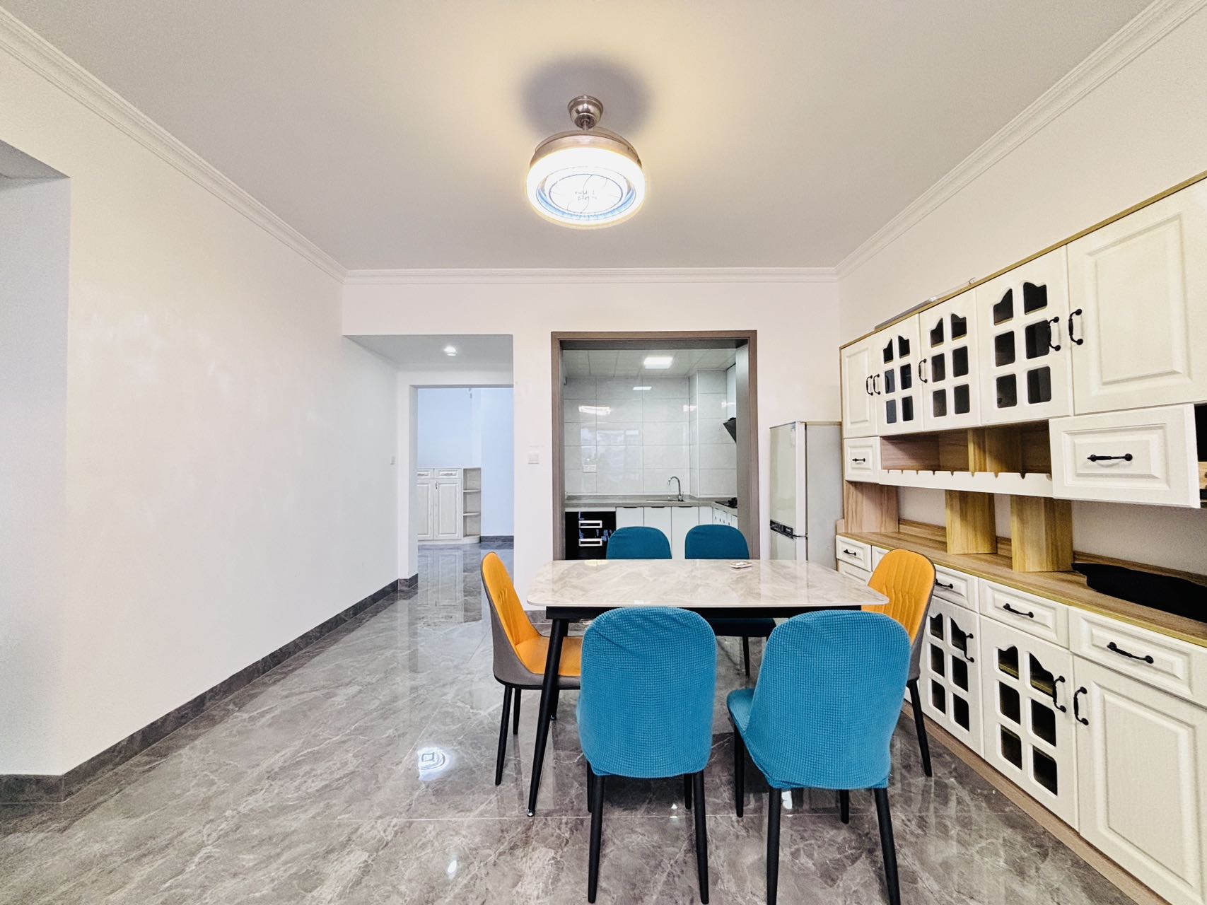 五源河公寓D区 3室2厅2卫 170.0万 五源河公寓D区 3室2厅2卫 170.0万室内图