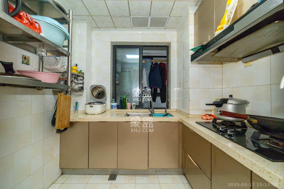 尚都花园城  3室2厅1卫    68.0万 尚都花园城  3室2厅1卫    68.0万厨房