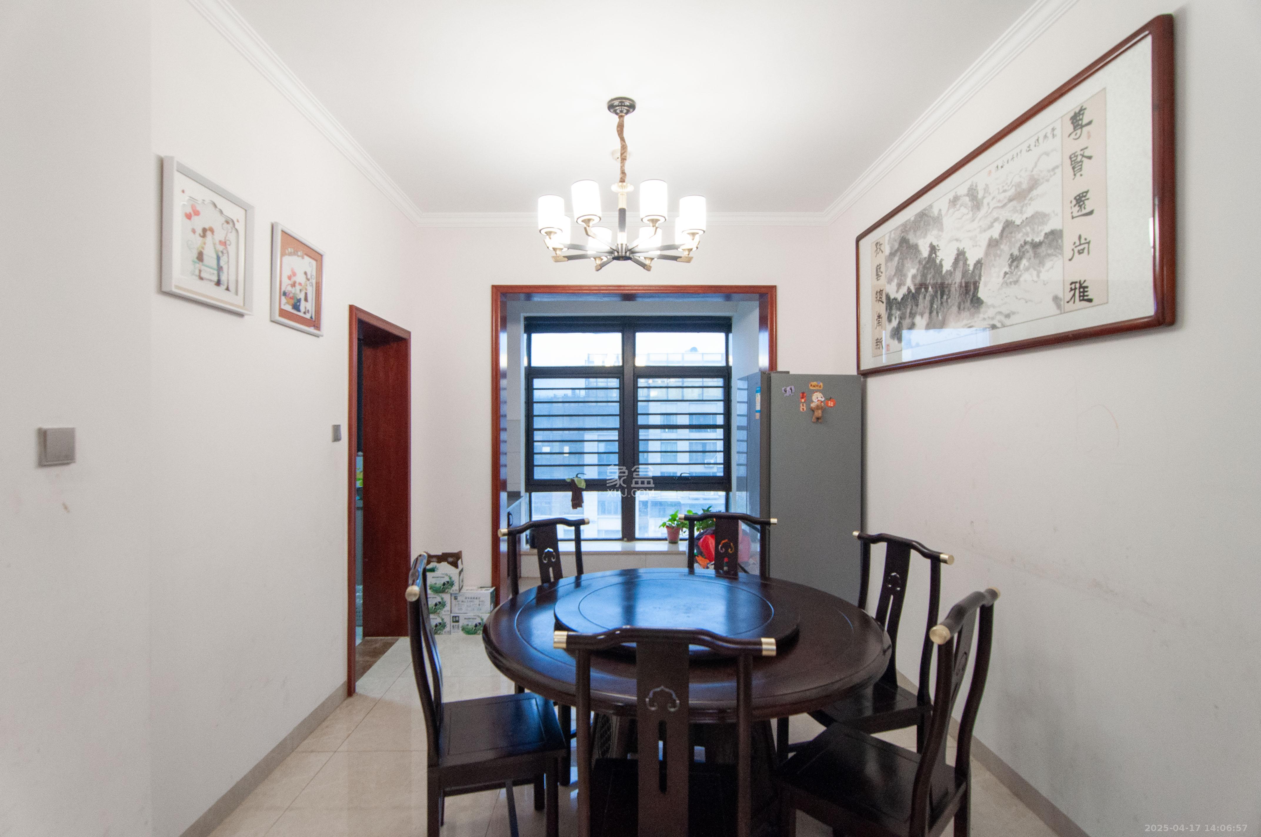 金茂梅溪湖 3室2厅2卫 170.0万 金茂梅溪湖 3室2厅2卫 170.0万其他