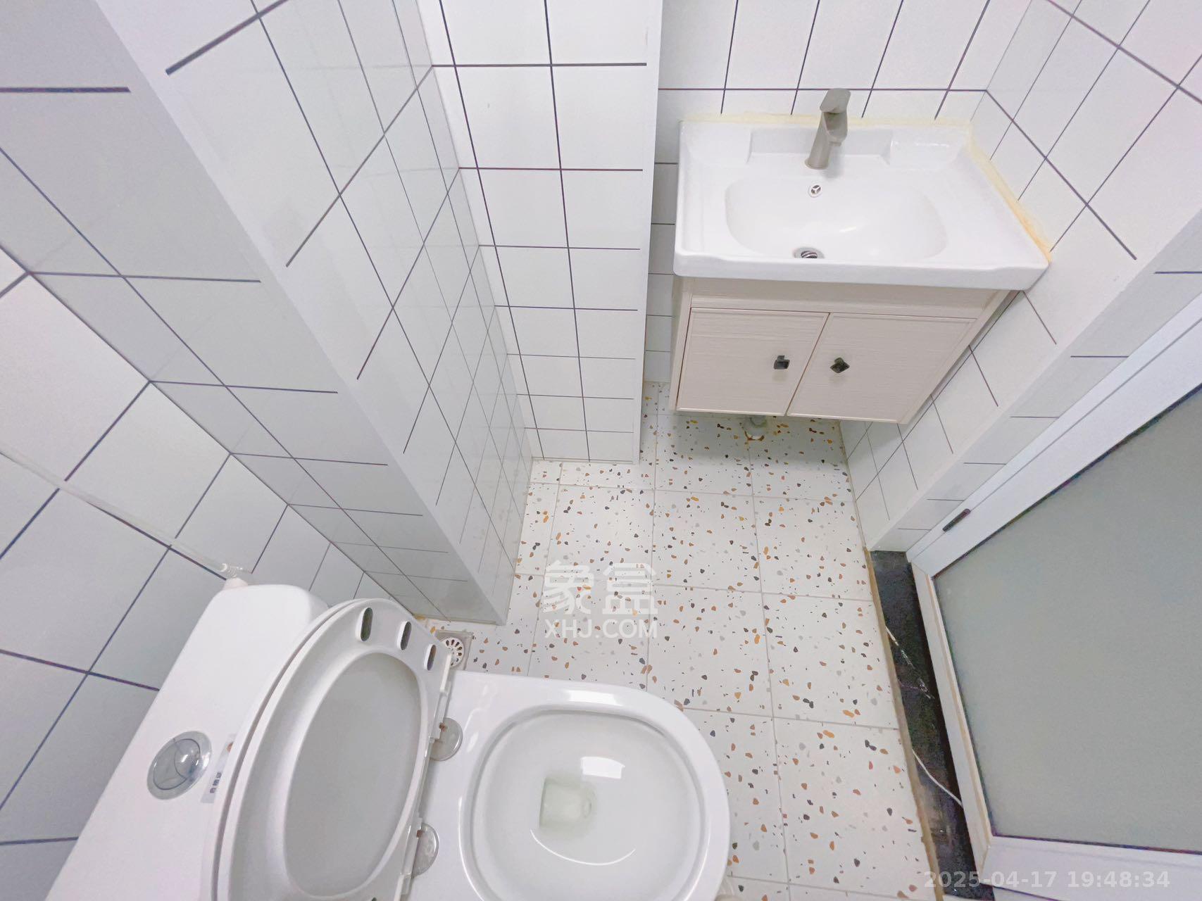 阳光城檀悦 1室0厅0卫 2400.0元/月 阳光城檀悦 1室0厅0卫 2400.0元/月室内图