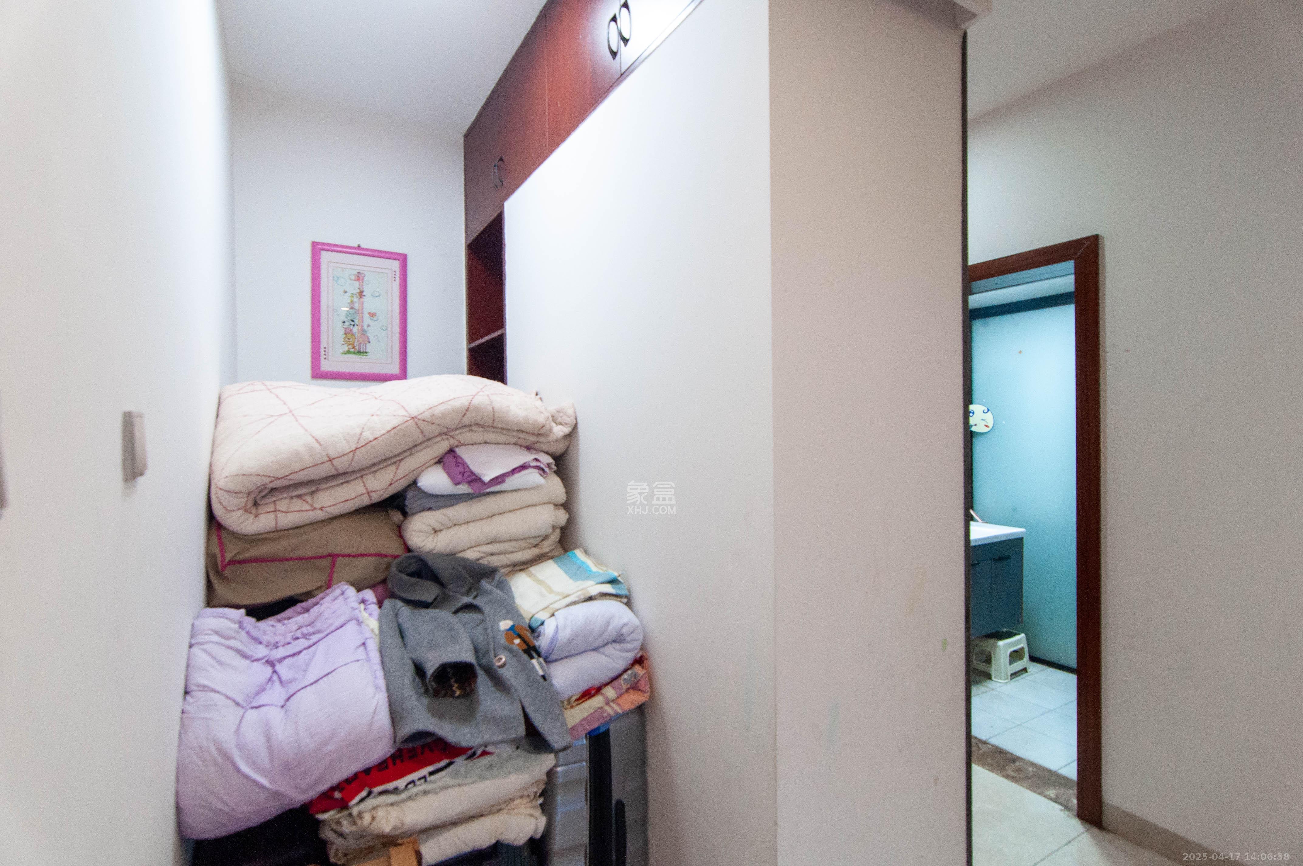 金茂梅溪湖 3室2厅2卫 170.0万 金茂梅溪湖 3室2厅2卫 170.0万其他