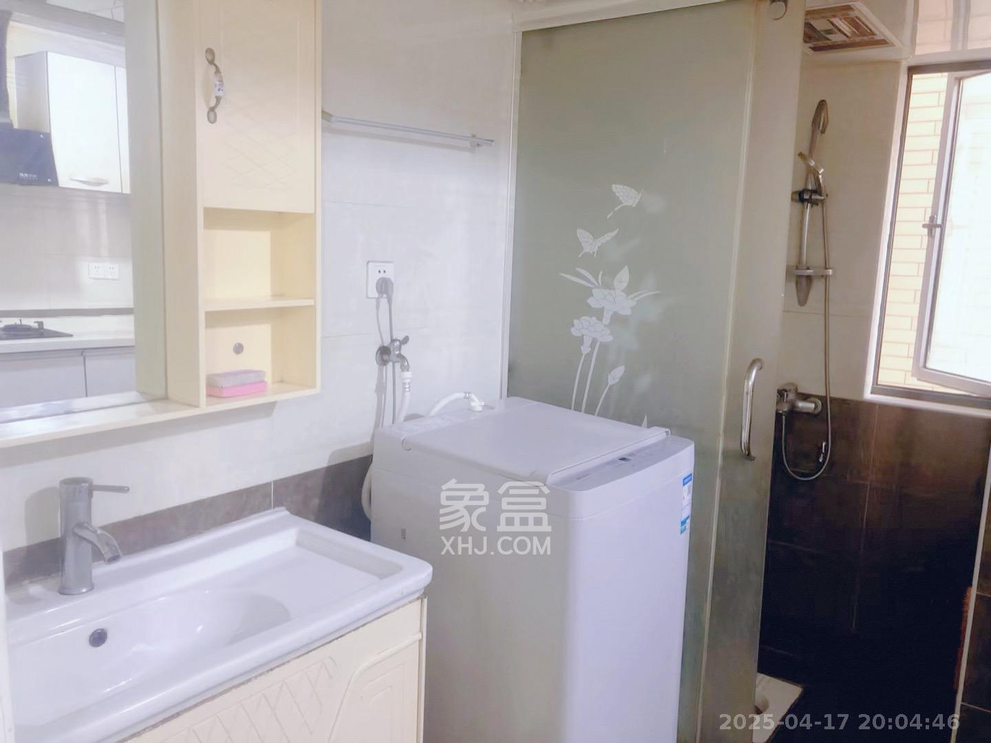 鑫远湘府逸园 3室1厅1卫 2400.0元/月 鑫远湘府逸园 3室1厅1卫 2400.0元/月室内图