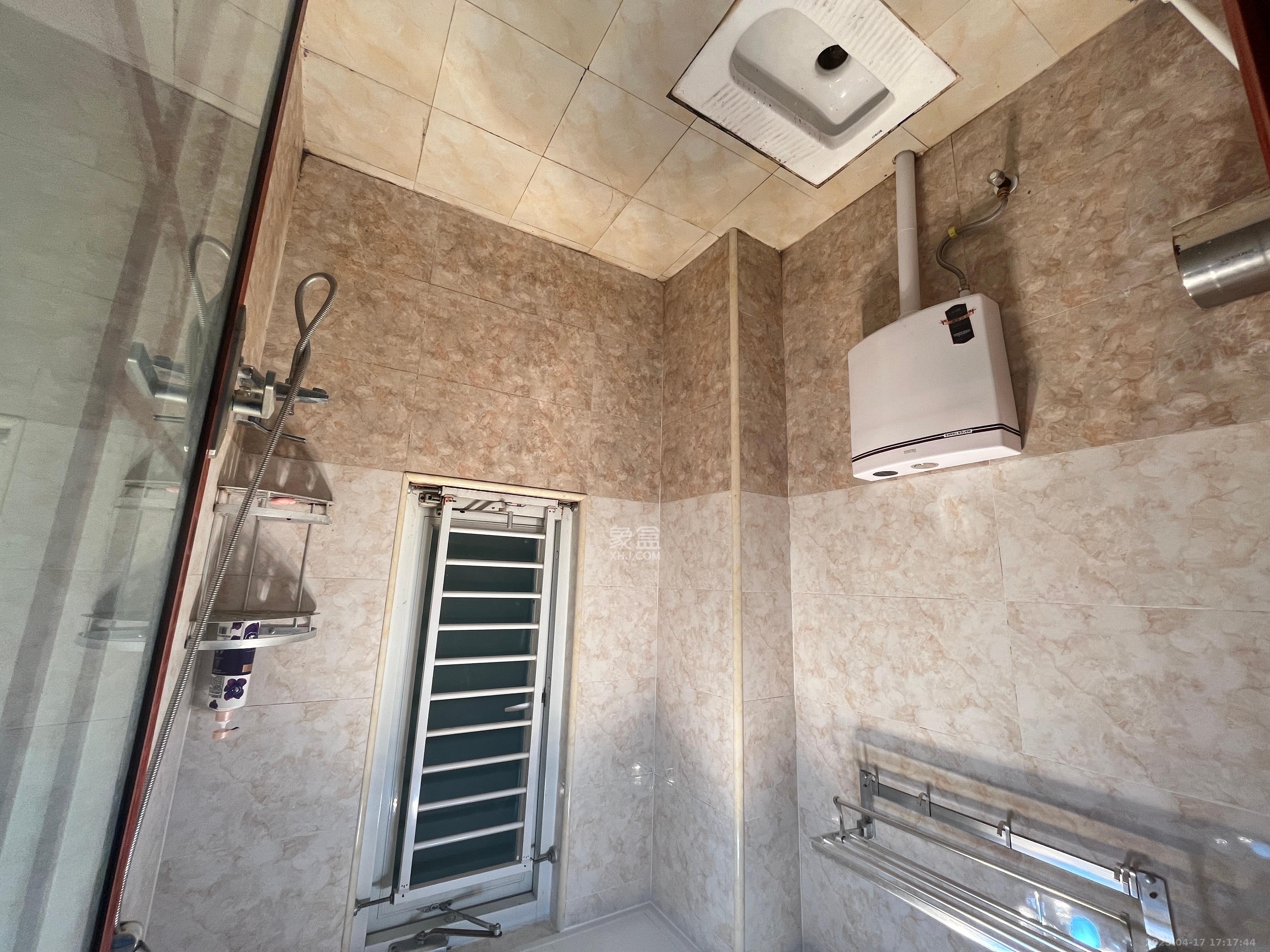 金地三千府(金地湖山樾、金地自在城) 1室0厅0卫 1600.0元/月 金地三千府(金地湖山樾、金地自在城) 1室0厅0卫 1600.0元/月室内图