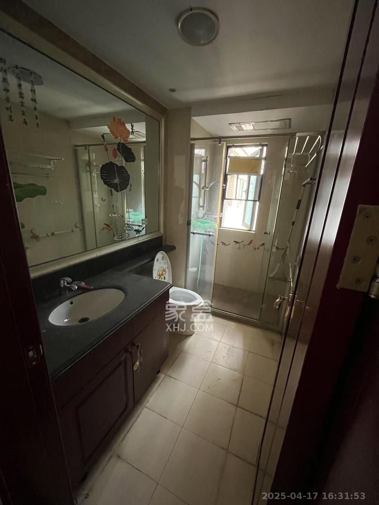 恒大翡翠华庭 3室2厅1卫 2100.0元/月 恒大翡翠华庭 3室2厅1卫 2100.0元/月室内图