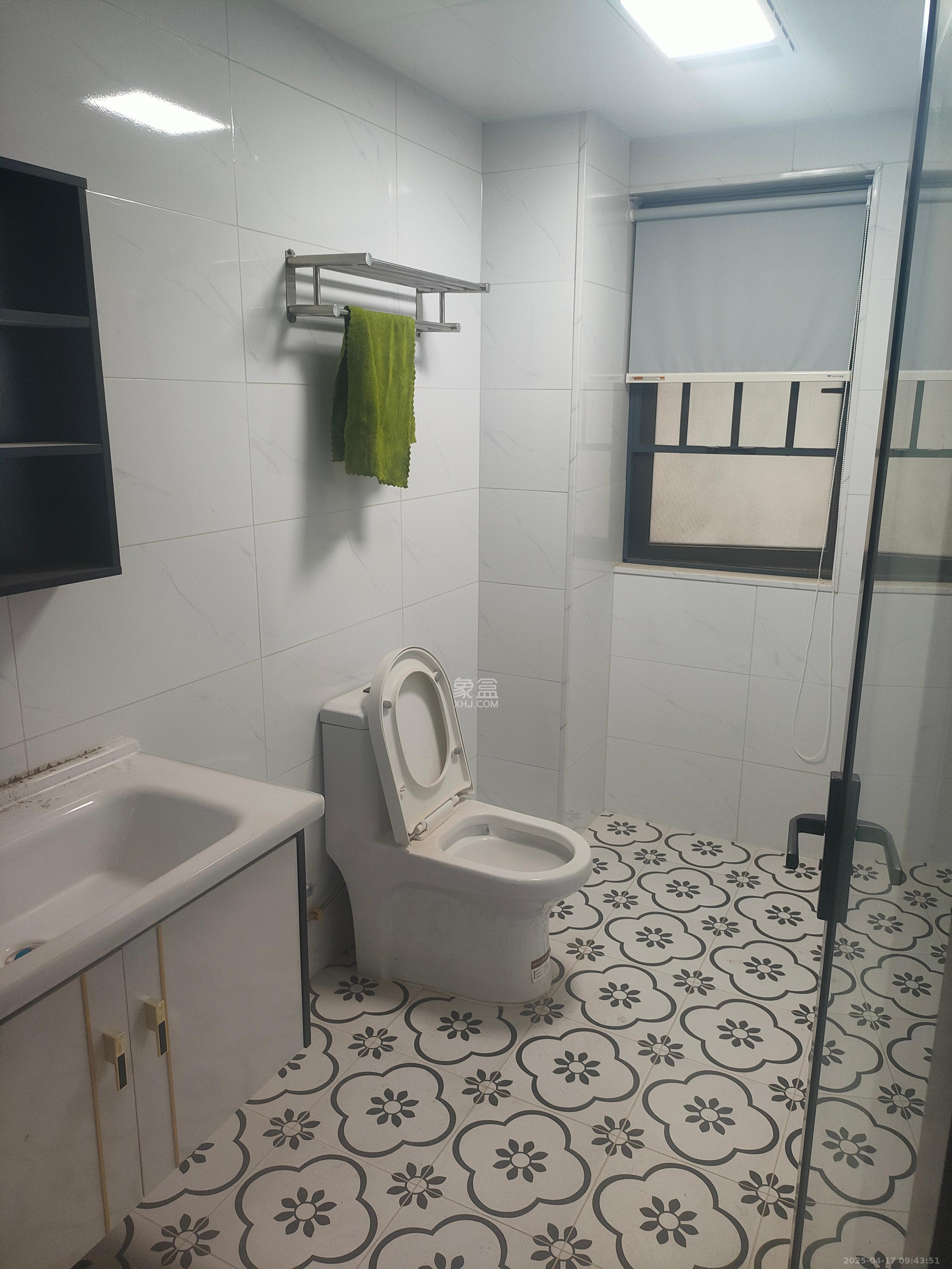 中交凤鸣九章  3室2厅2卫   2200.00元/月室内图