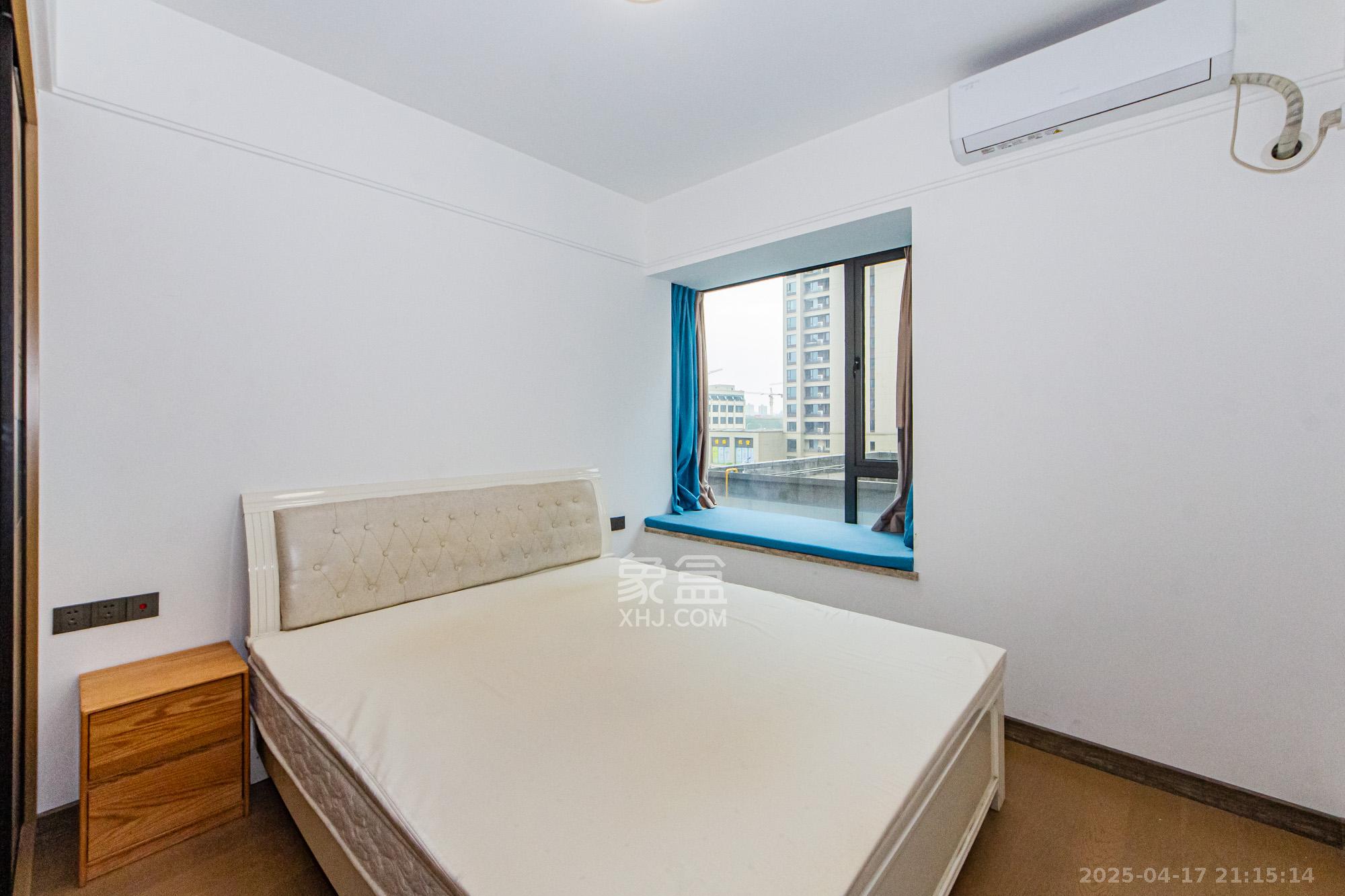 长房雍景湾 3室2厅2卫 122.8万 长房雍景湾 3室2厅2卫 122.8万卧室