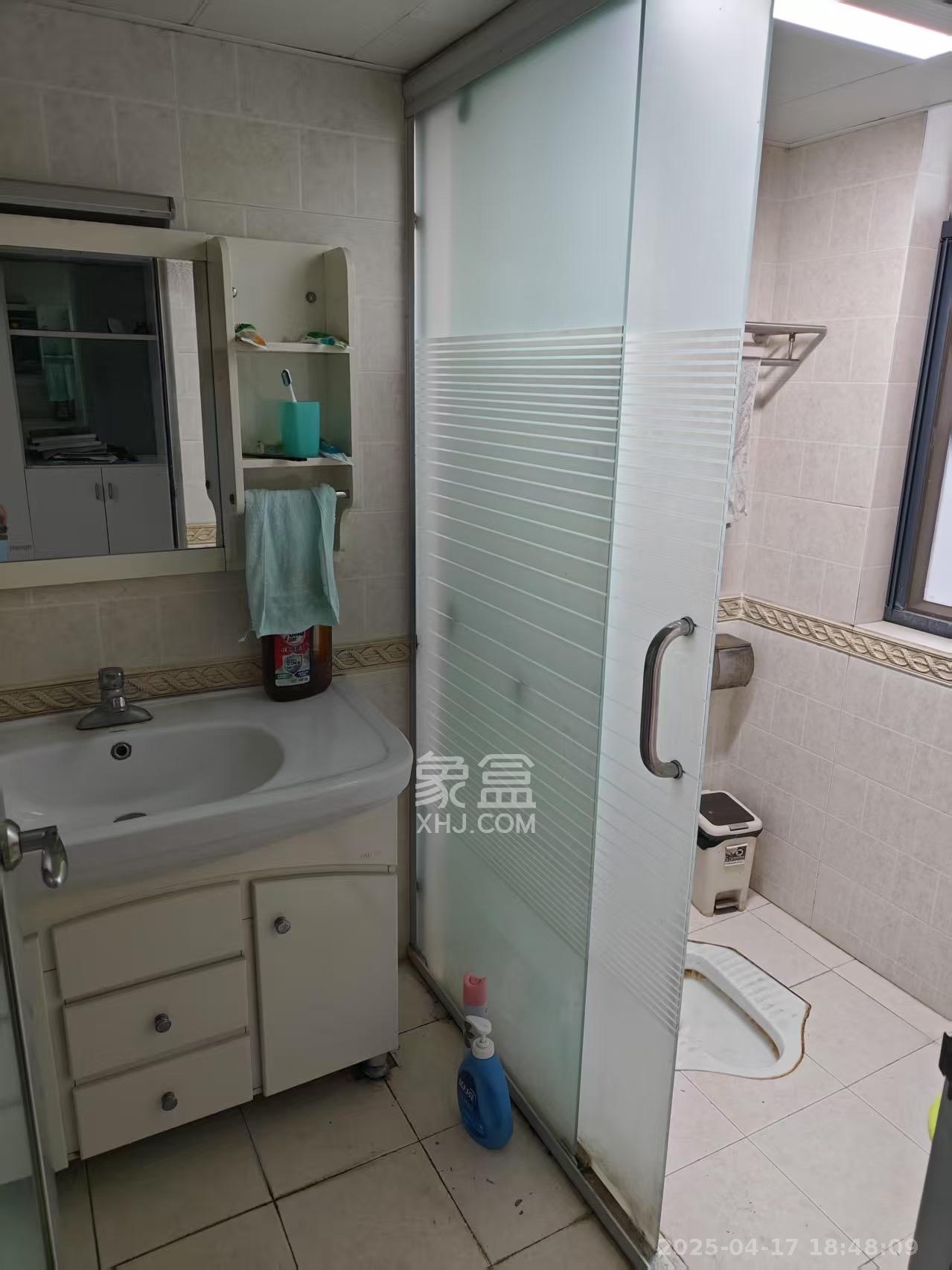 海林馨香雅苑  2室2厅1卫   2200.00元/月室内图