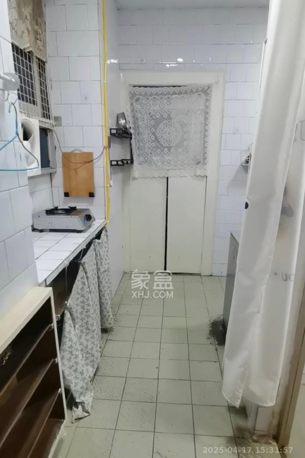 妹子山社区(曙光社区) 1室0厅0卫 1400.0元/月 妹子山社区(曙光社区) 1室0厅0卫 1400.0元/月室内图