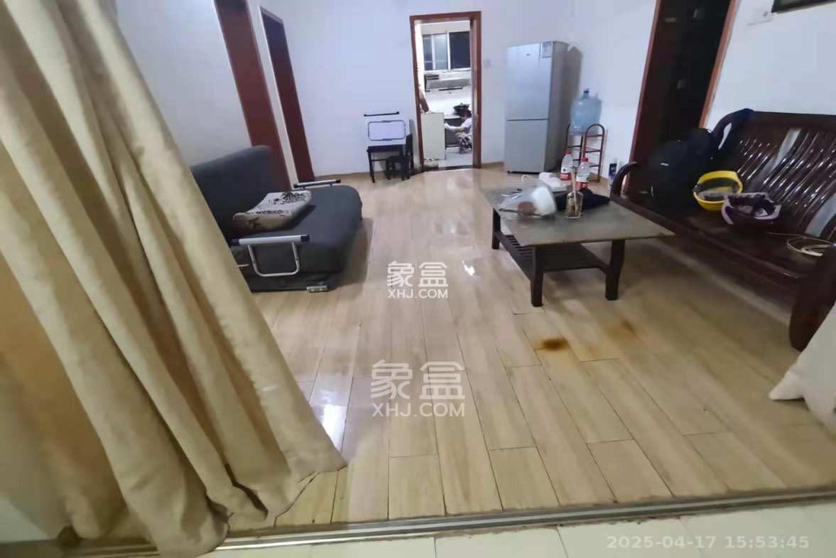 三兴公寓(三兴小区) 3室2厅1卫 3000.0元/月 三兴公寓(三兴小区) 3室2厅1卫 3000.0元/月室内图