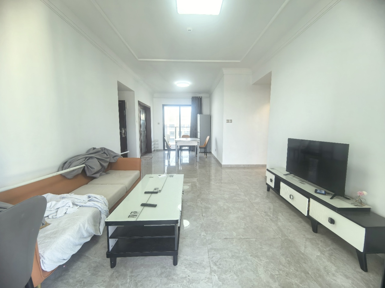 星华海岸城三期 3室2厅2卫 170.0万 星华海岸城三期 3室2厅2卫 170.0万室内图