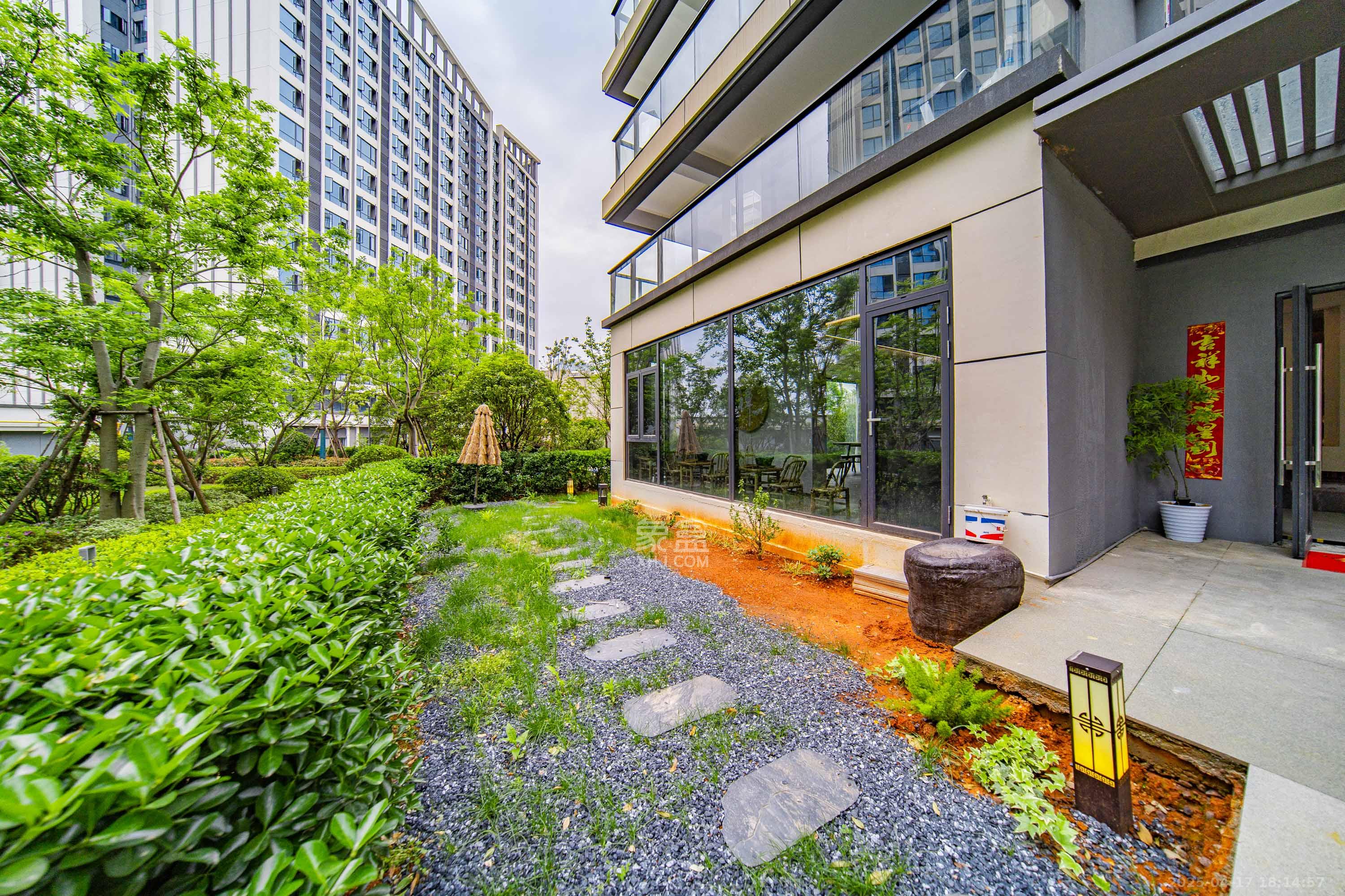 梦想麓隐桐溪 5室2厅3卫 360.0万 梦想麓隐桐溪 5室2厅3卫 360.0万其他