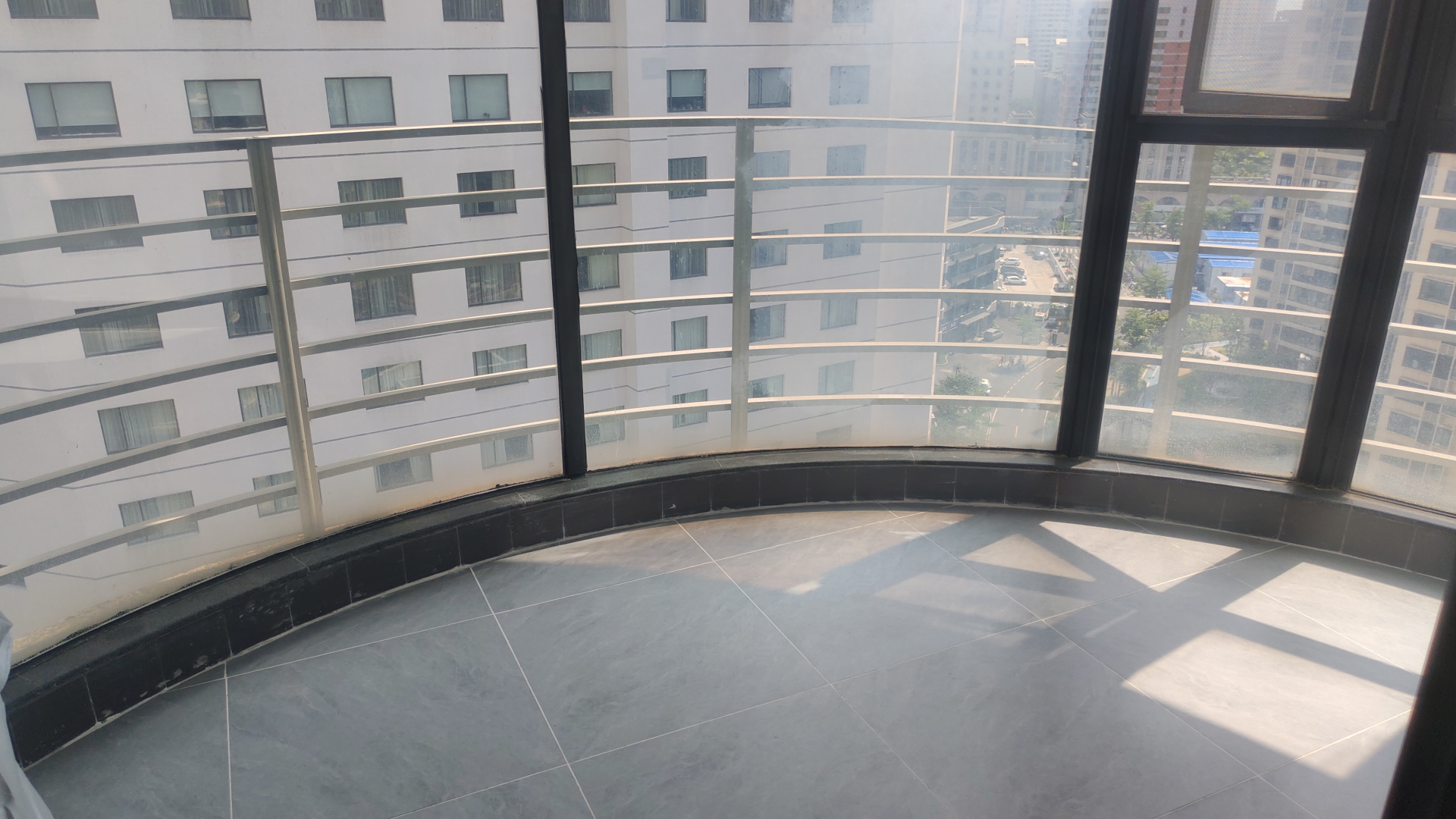 宝华海景  1室1厅1卫   3200.00元/月室内图