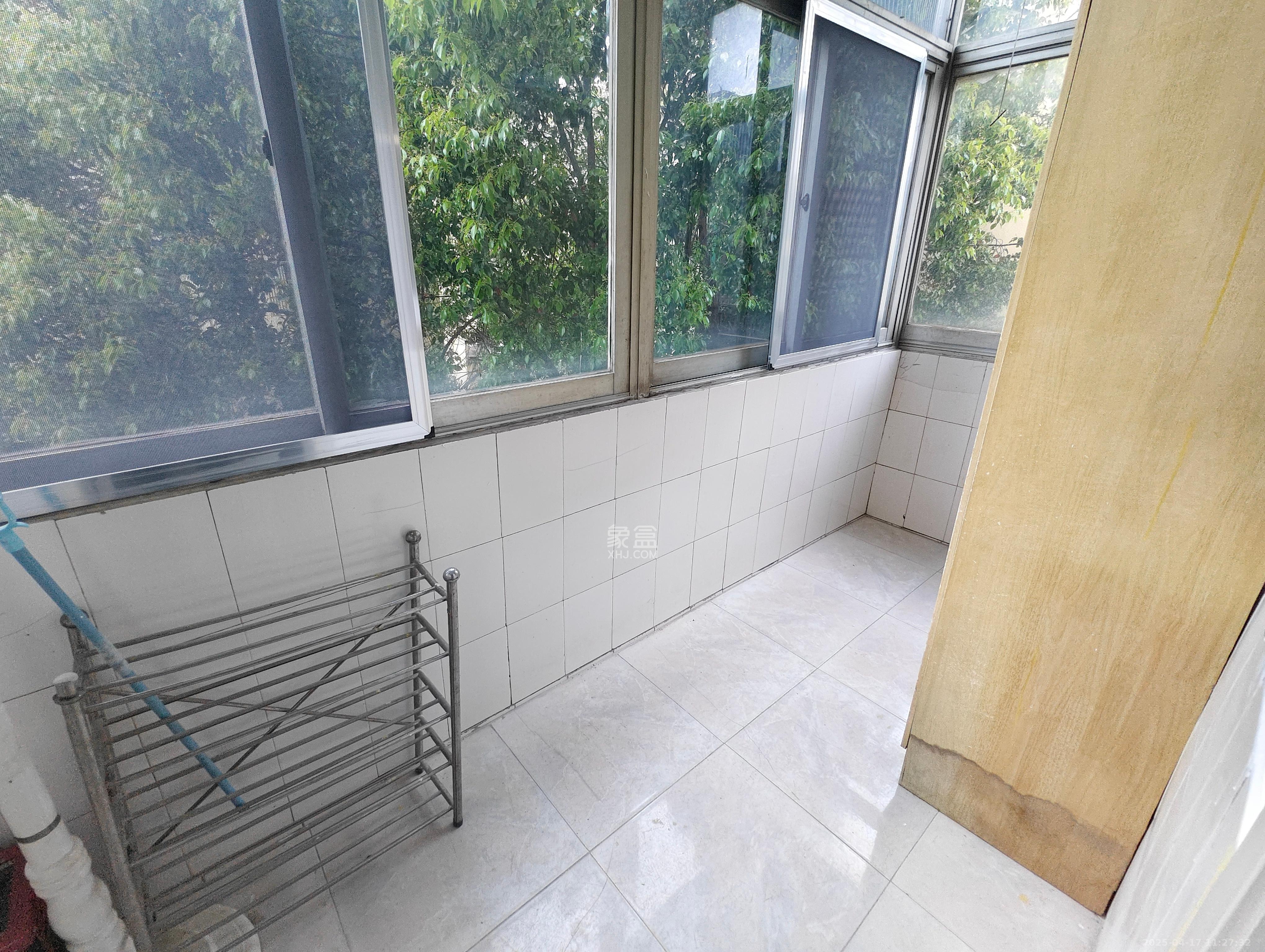 东瓜山一村  2室1厅1卫   1500.00元/月室内图