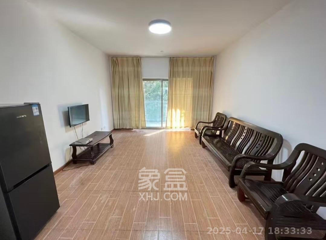 西岸润泽府  3室2厅2卫   2500.00元/月室内图