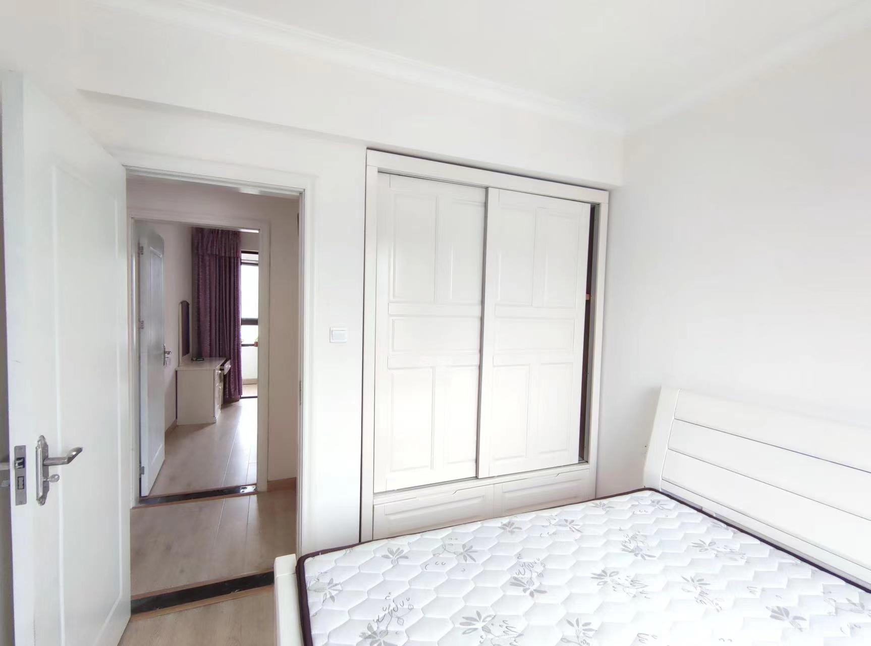 五江天街南区  3室2厅2卫    2500.0元/月室内图