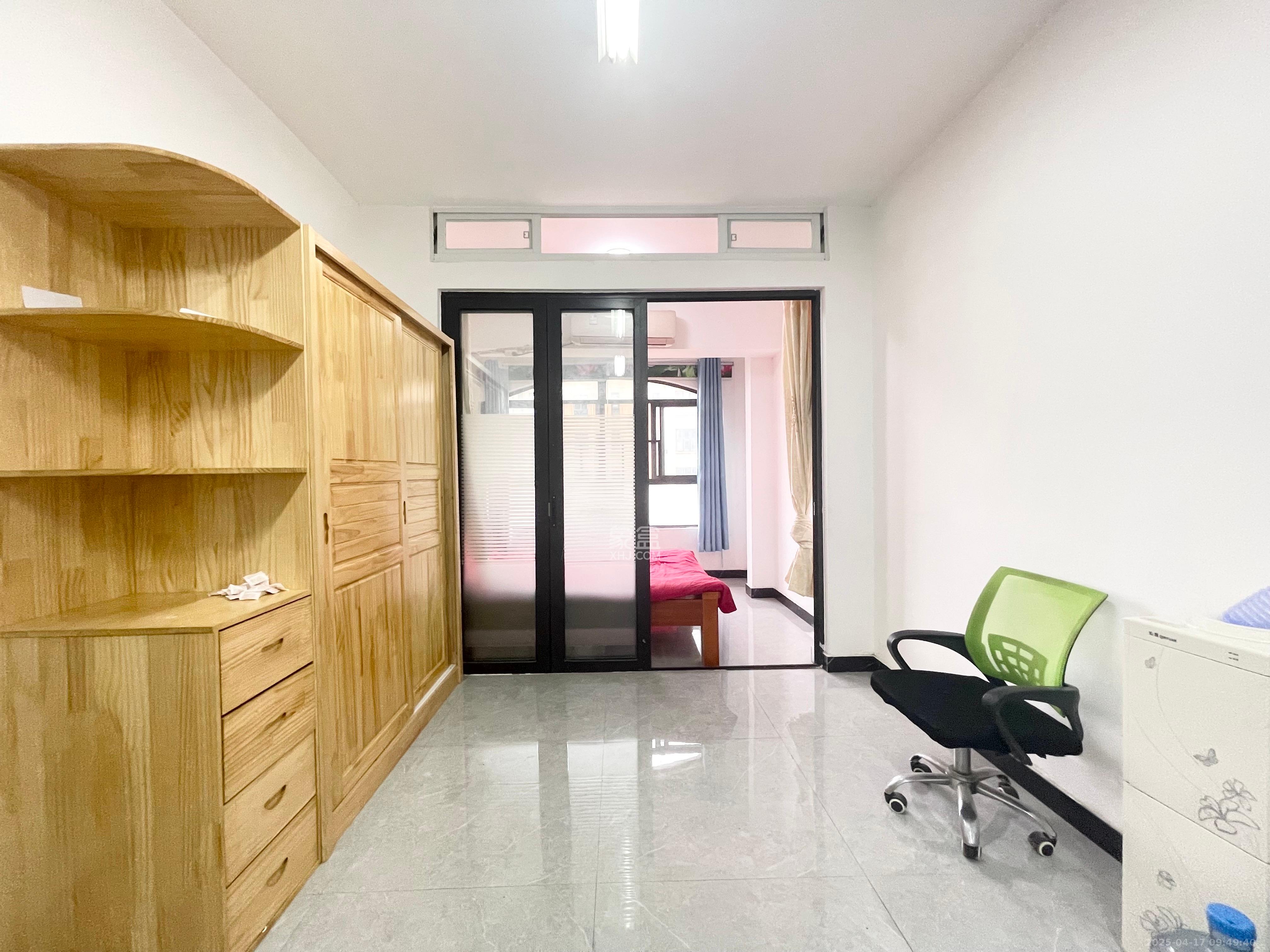 中信凯旋蓝岸(中信新城三期) 1室1厅1卫 1500.0元/月 中信凯旋蓝岸(中信新城三期) 1室1厅1卫 1500.0元/月室内图