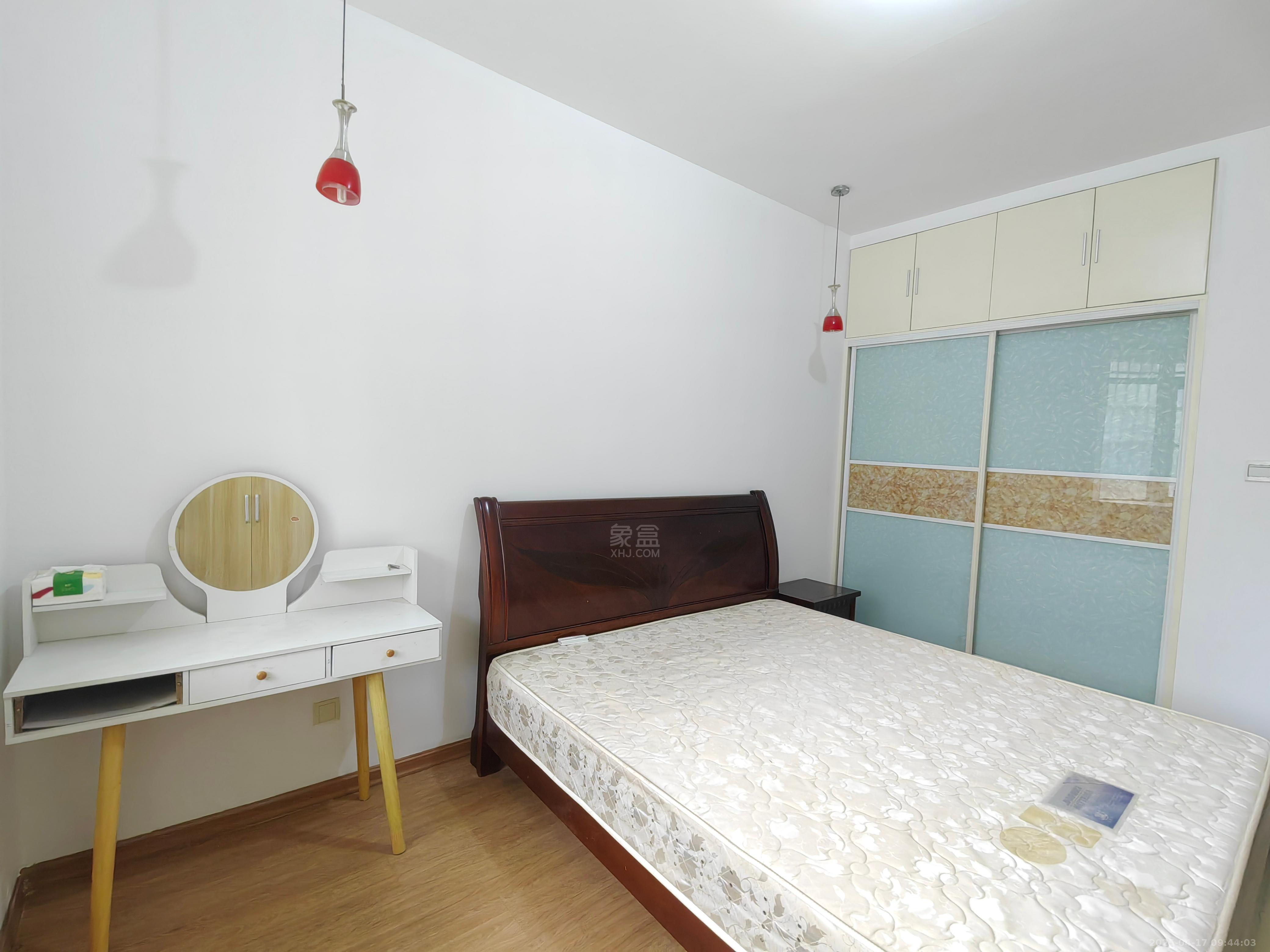 馨竹苑 2室2厅1卫 1000.0元/月 馨竹苑 2室2厅1卫 1000.0元/月室内图